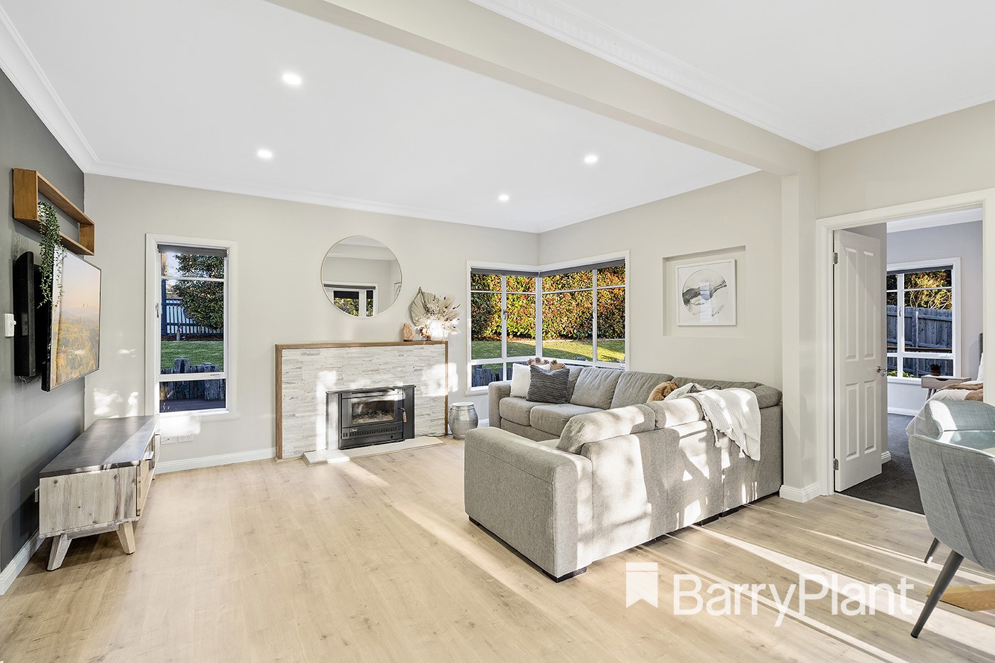 7 Old Hereford Road, Mount Evelyn, VIC 3796 - Thumbnail 2 - 02/12/2021