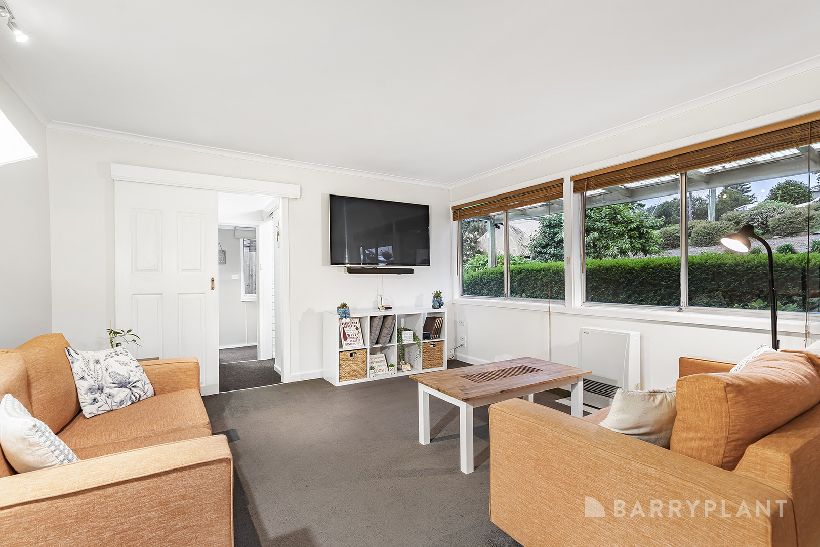 7 Old Warburton Road, Seville, VIC 3139 - Thumbnail 2 - 13/11/2025