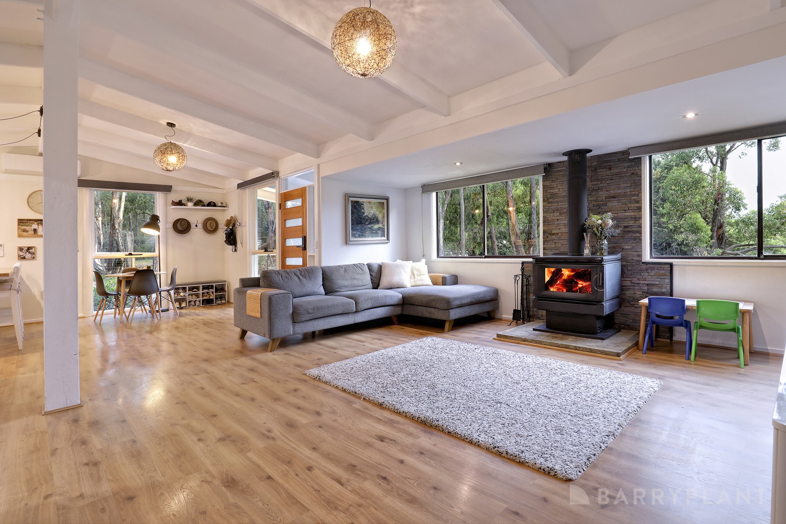 7 Oonah Street, Cockatoo, VIC 3781 - Thumbnail 2 - 02/02/2026