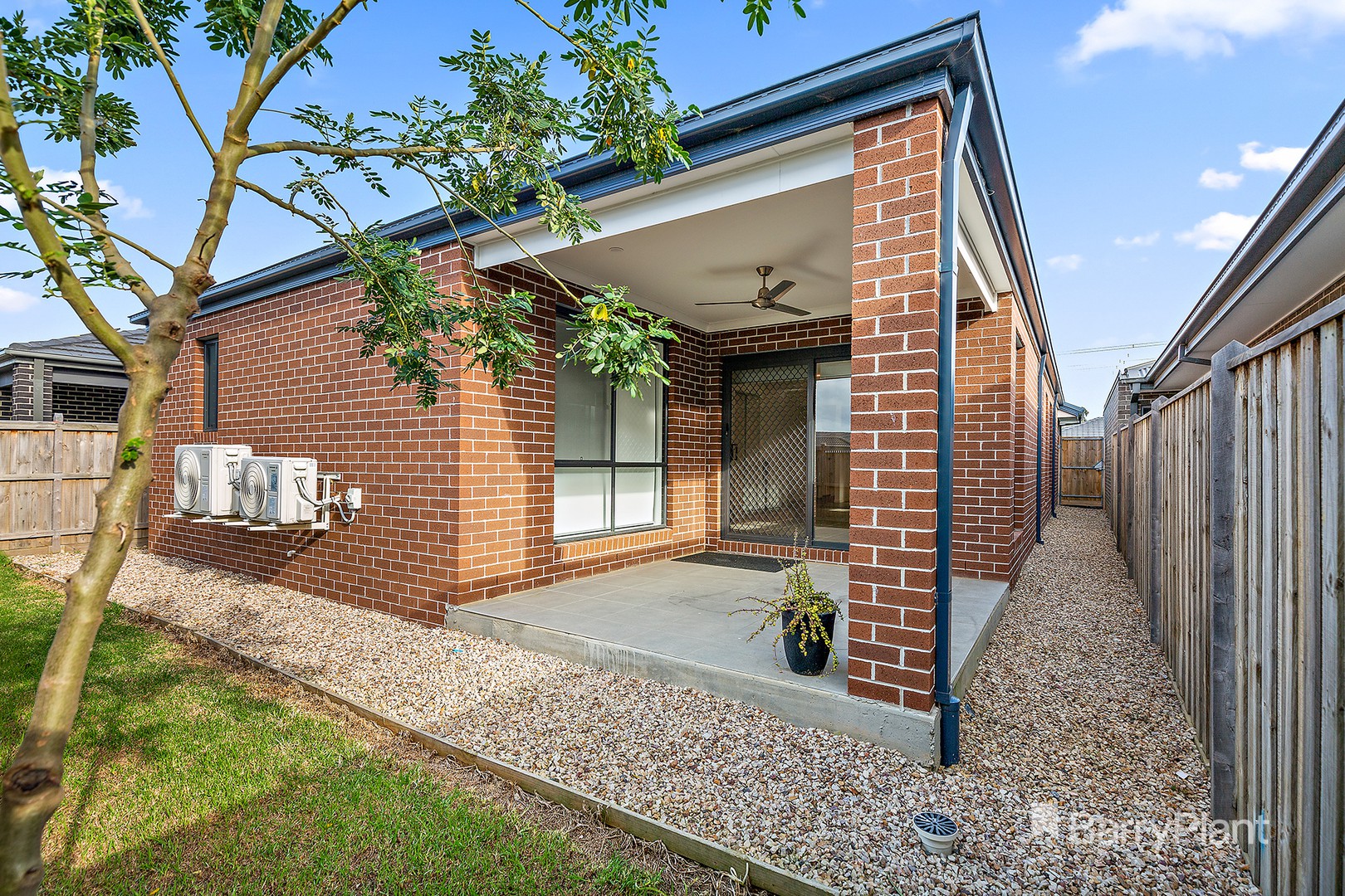 7 Orbit Street, Clyde North, VIC 3978, Clyde North - Thumbnail 8