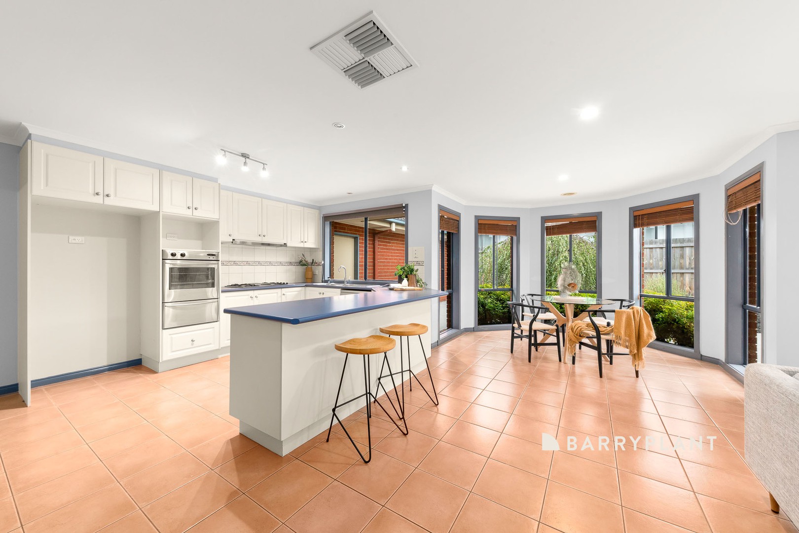 7 Padstow Court, Narre Warren South, VIC 3805, Narre Warren South - Thumbnail 4