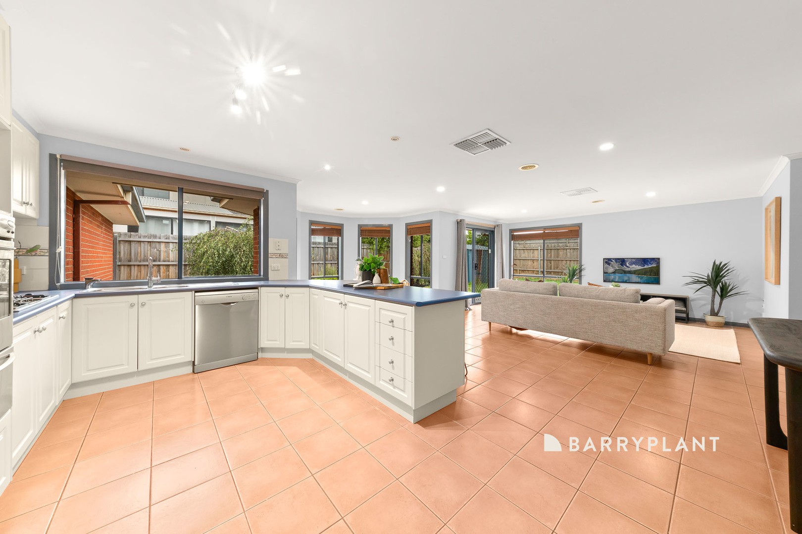 7 Padstow Court, Narre Warren South, VIC 3805, Narre Warren South - Thumbnail 7