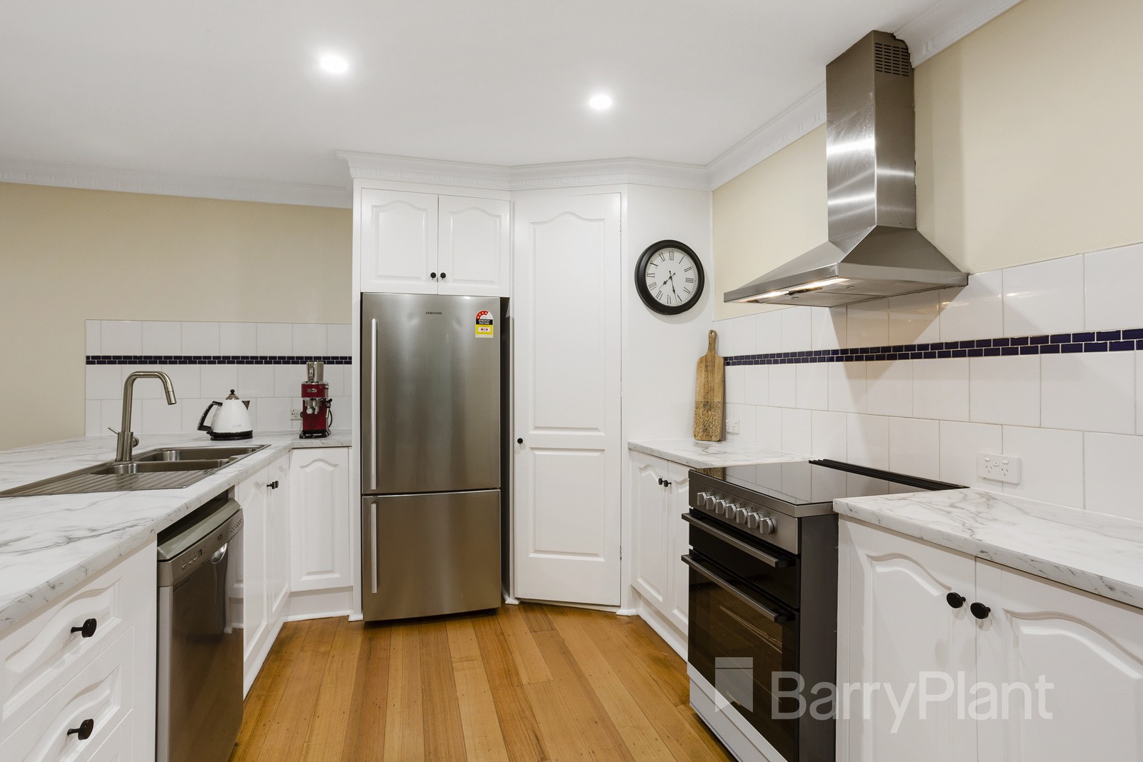 7 Pandora Crescent, Croydon South, VIC 3136, Croydon South - Thumbnail 3