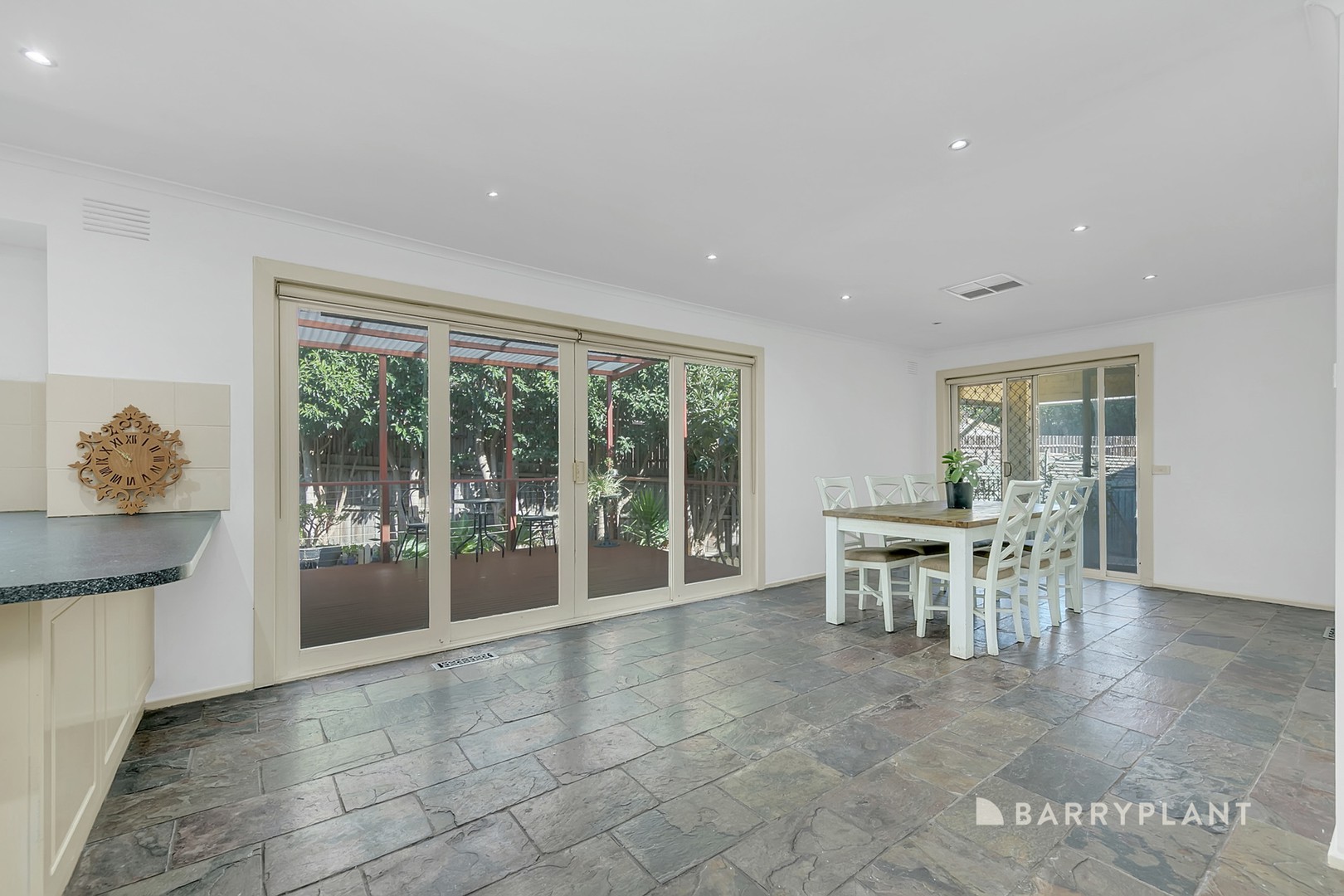 7 Peacock Close, Mill Park, VIC 3082, Mill Park - Thumbnail 5