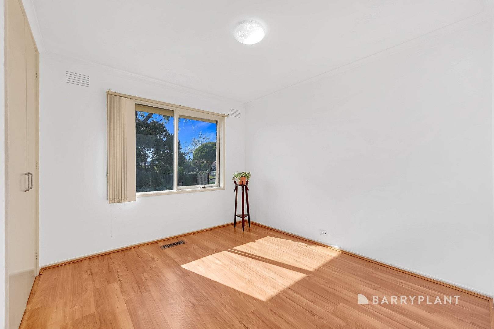 7 Peacock Close, Mill Park, VIC 3082, Mill Park - Thumbnail 8