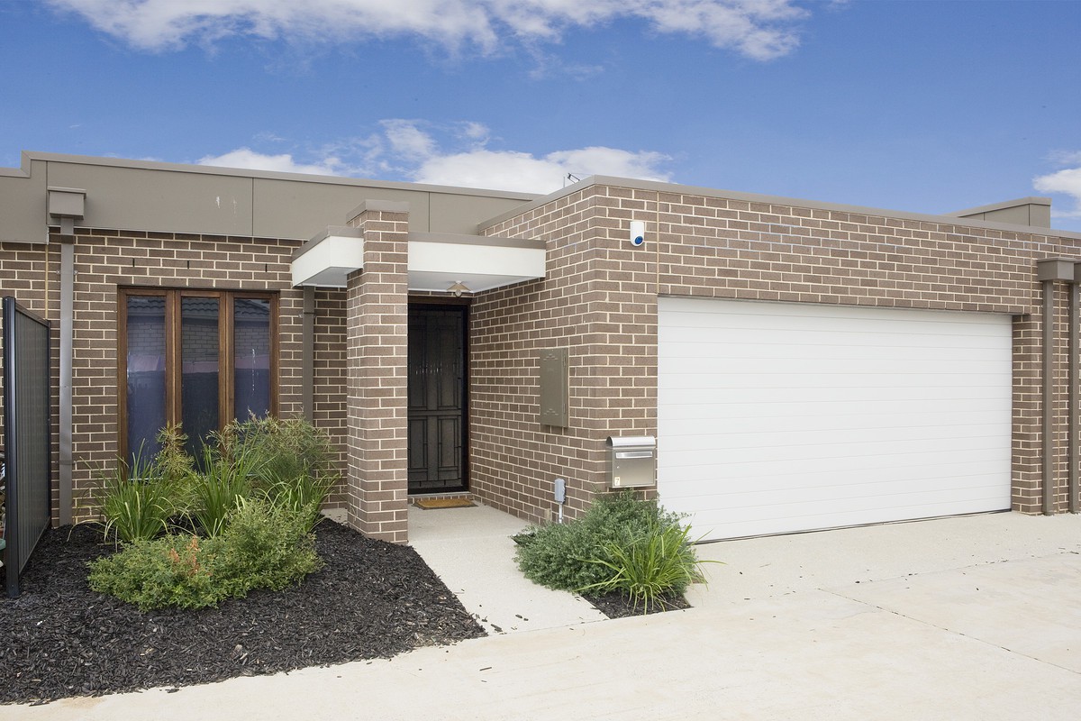 7 Perilla Lane, Point Cook, VIC 3030, Point Cook - Thumbnail 2