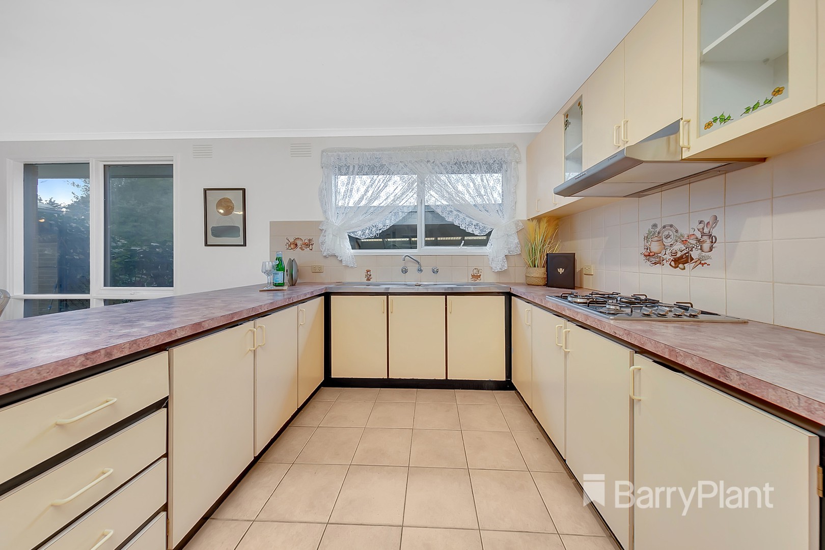 7 Phar Lap Close, Mill Park, VIC 3082, Mill Park - Thumbnail 5