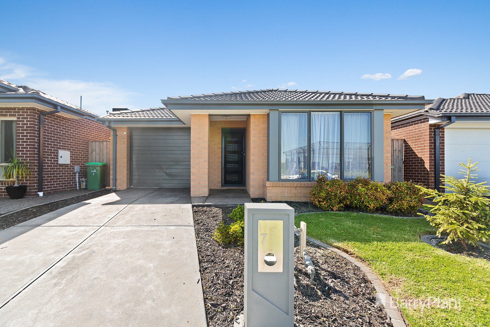 7 Plover Street, Pakenham, VIC 3810, Pakenham - Thumbnail 2