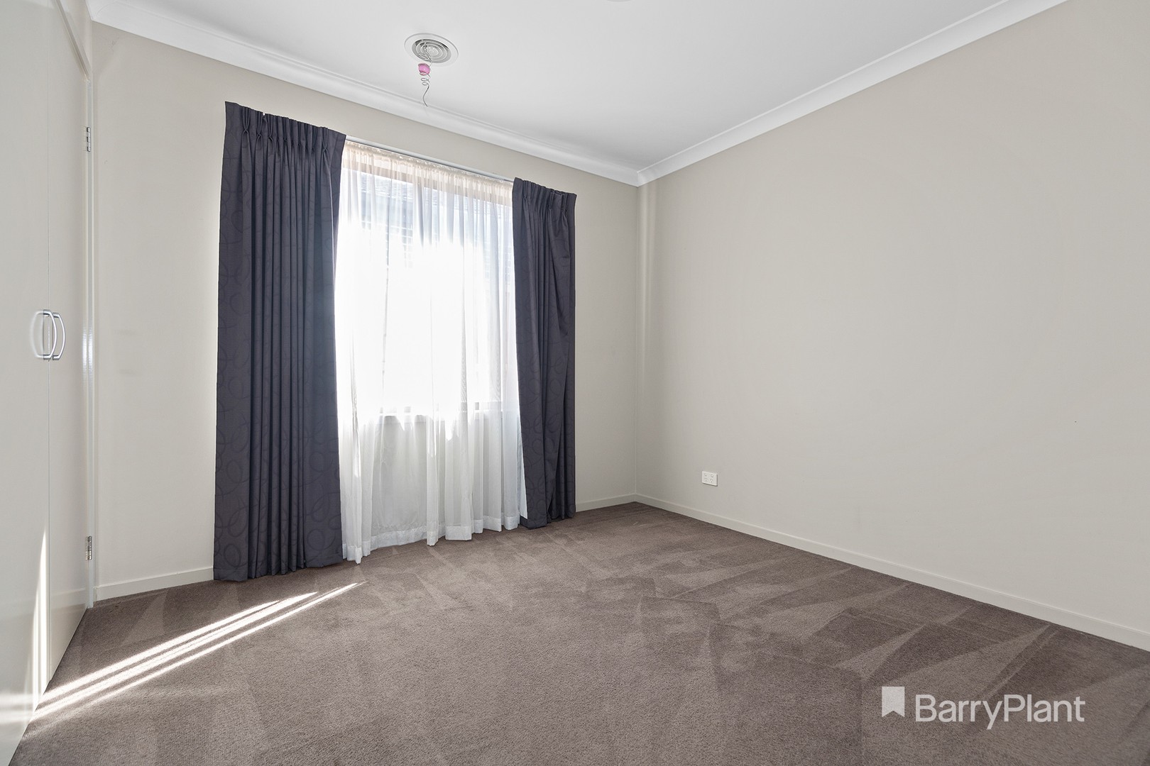7 Plover Street, Pakenham, VIC 3810, Pakenham - Thumbnail 5