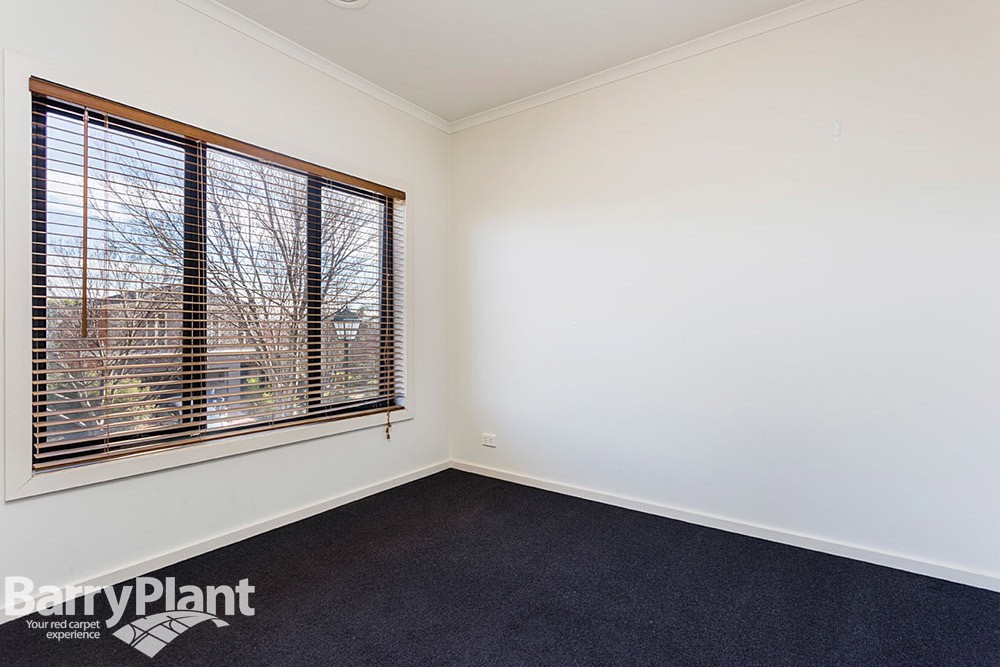 7 Portmans Lane, Point Cook, VIC 3030, Point Cook - Thumbnail 7