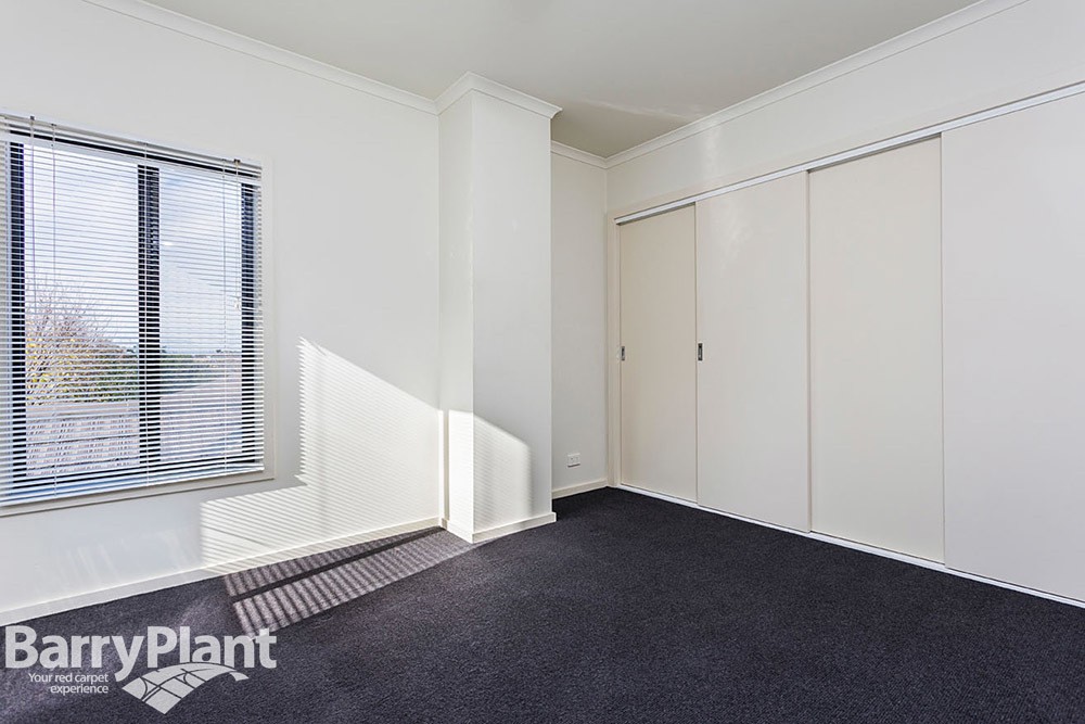 7 Portmans Lane, Point Cook, VIC 3030, Point Cook - Thumbnail 8