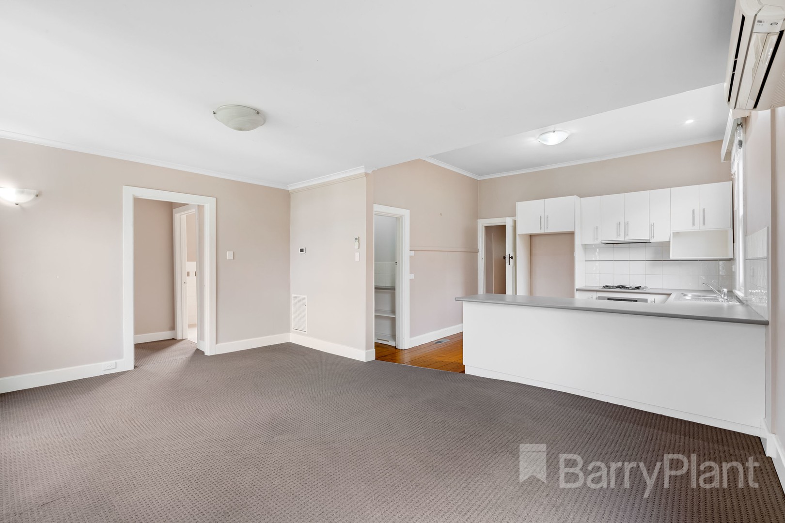 7 Queen Victoria Street, Newington, VIC 3350, Newington - Thumbnail 3