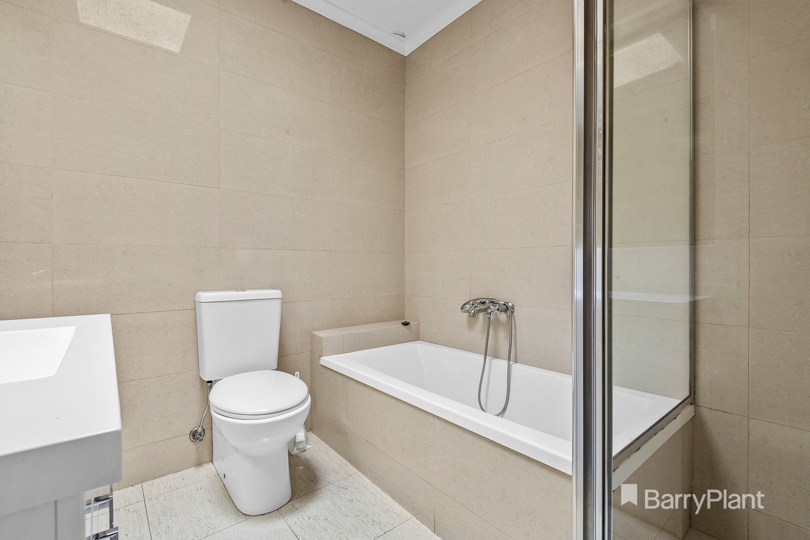 7 Queens Court, Berwick, VIC 3806, Berwick - Thumbnail 7