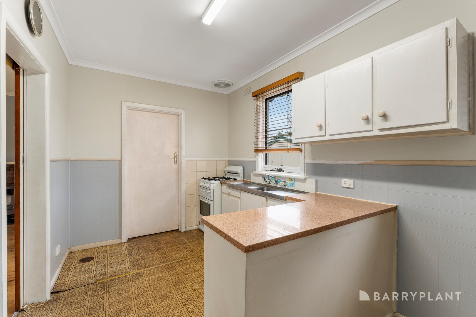 7 Raymond Road, Seaford, VIC 3198, Seaford - Thumbnail 5