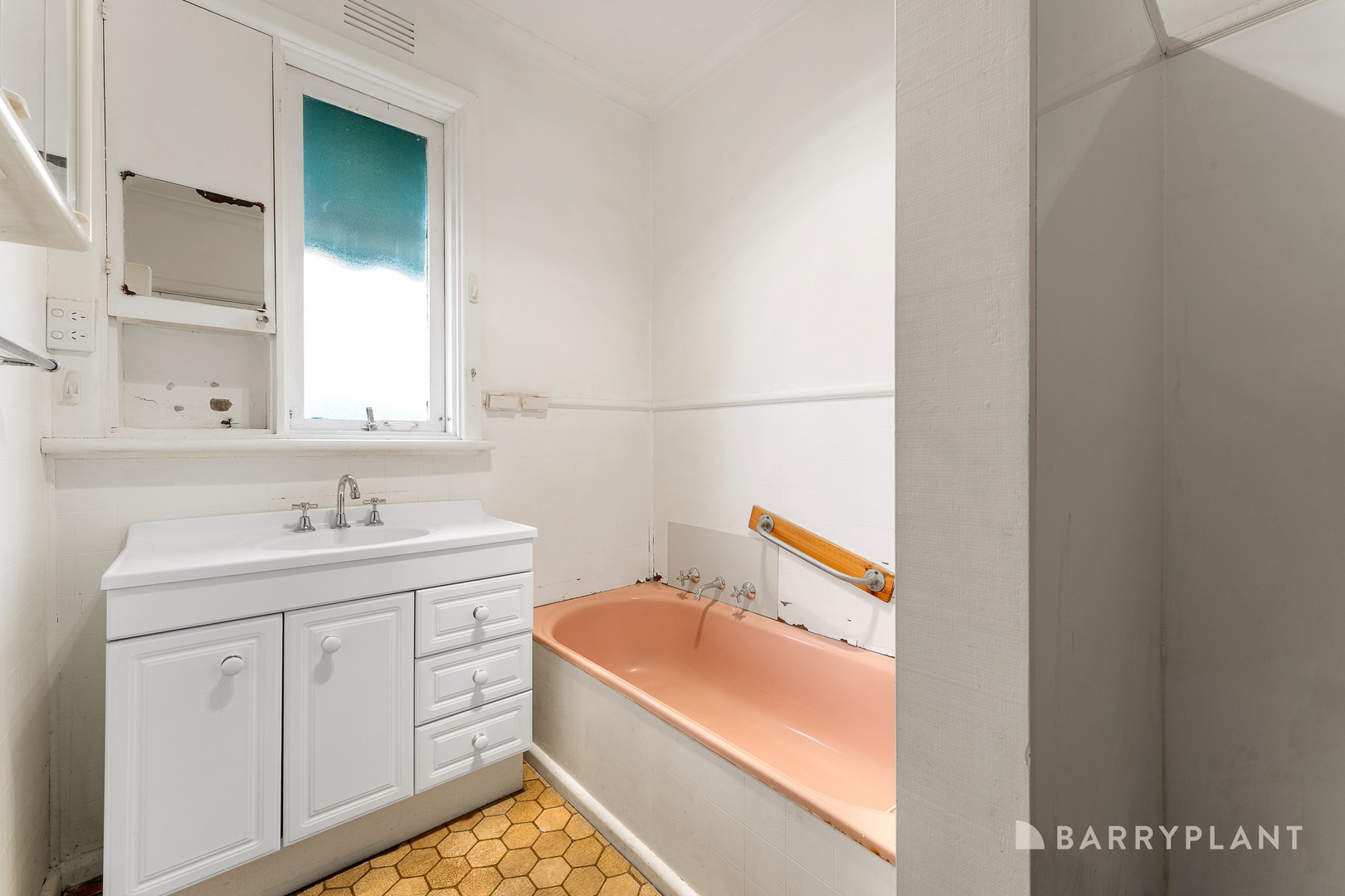 7 Raymond Road, Seaford, VIC 3198, Seaford - Thumbnail 7