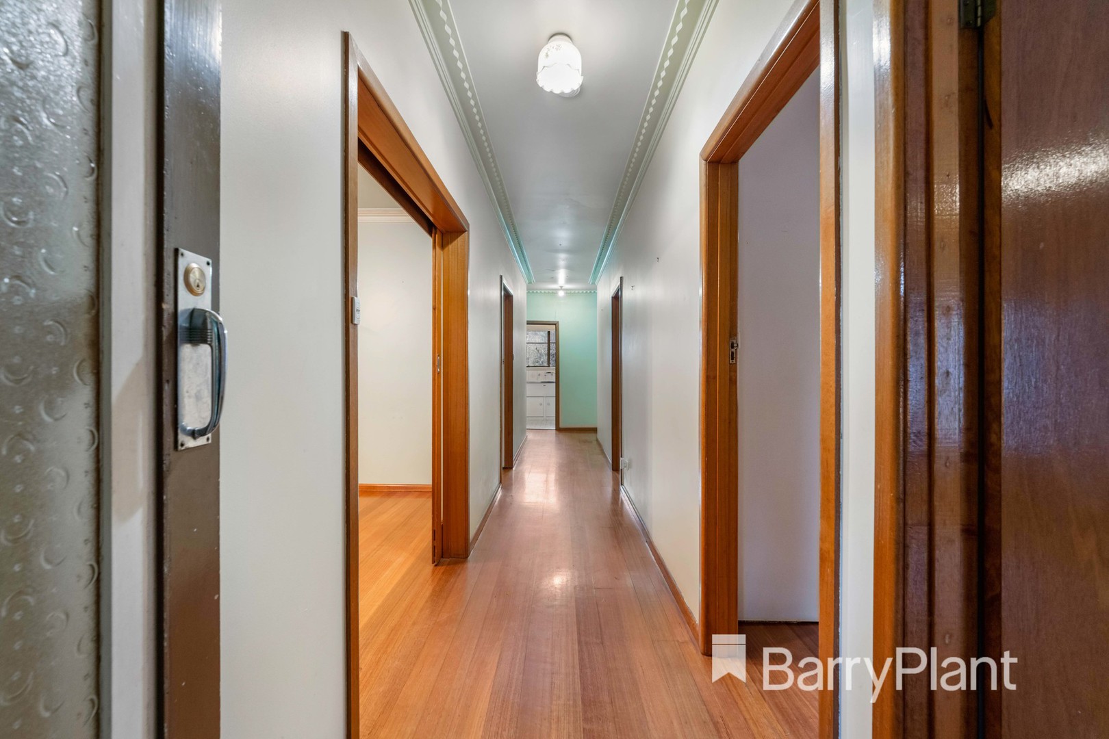 7 Reaburn Avenue, St Albans, VIC 3021, St Albans - Thumbnail 5