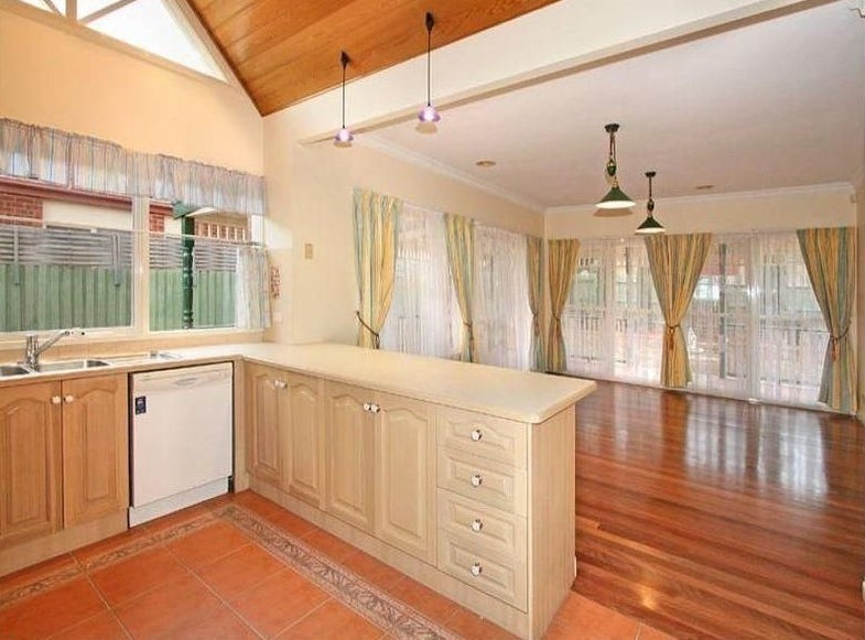 7 Rearden Crescent, Roxburgh Park, VIC 3064, Roxburgh Park - Thumbnail 2