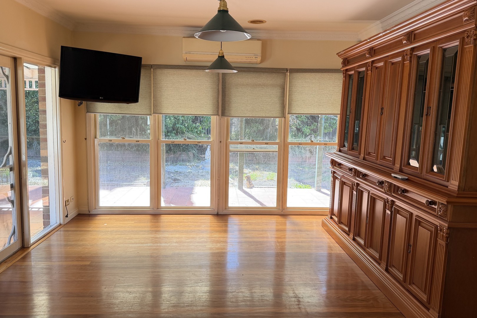 7 Rearden Crescent, Roxburgh Park, VIC 3064 - Thumbnail 1 - 04/02/2026