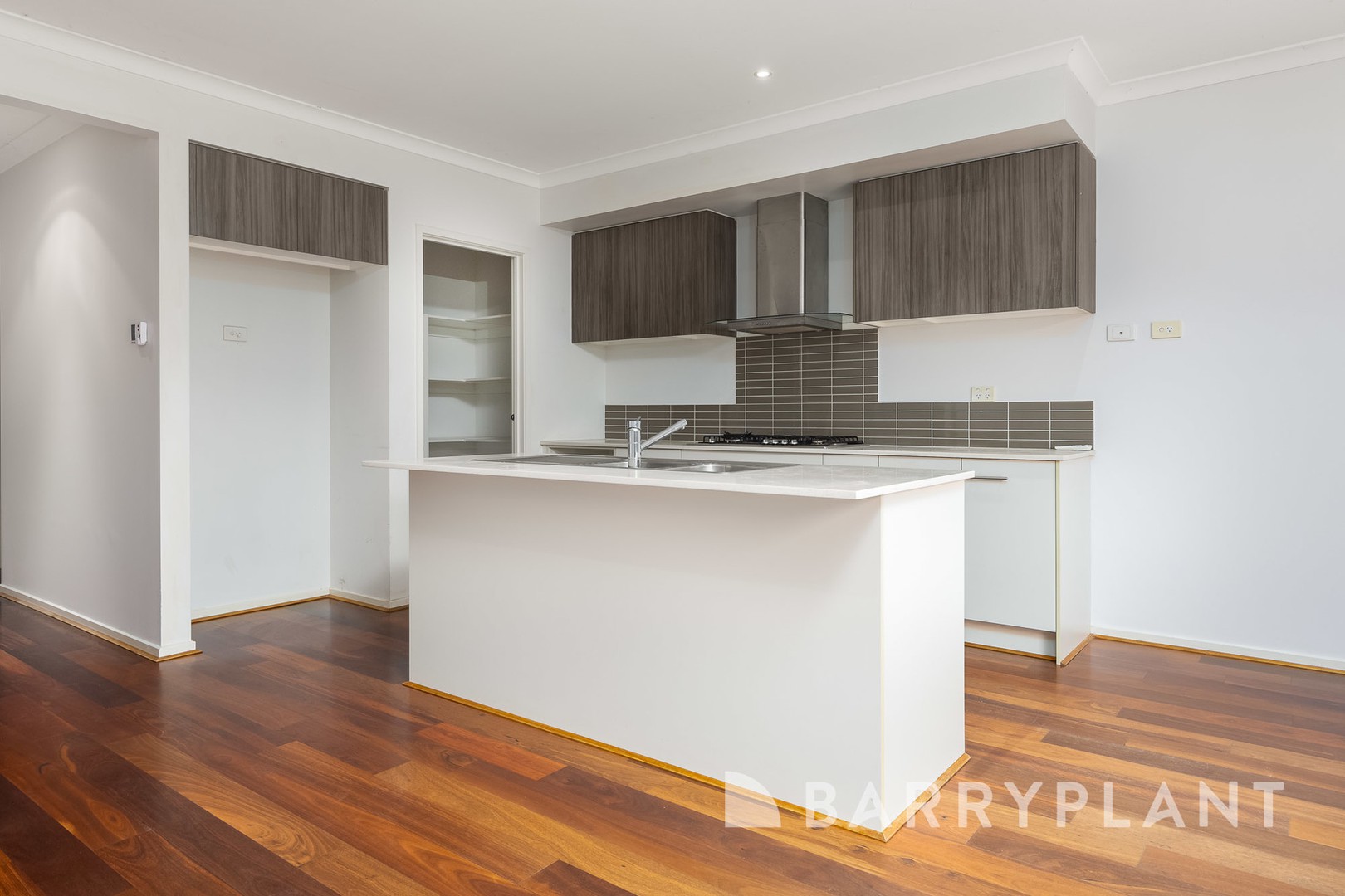 7 Reef Walk, Point Cook, VIC 3030, Point Cook - Thumbnail 3