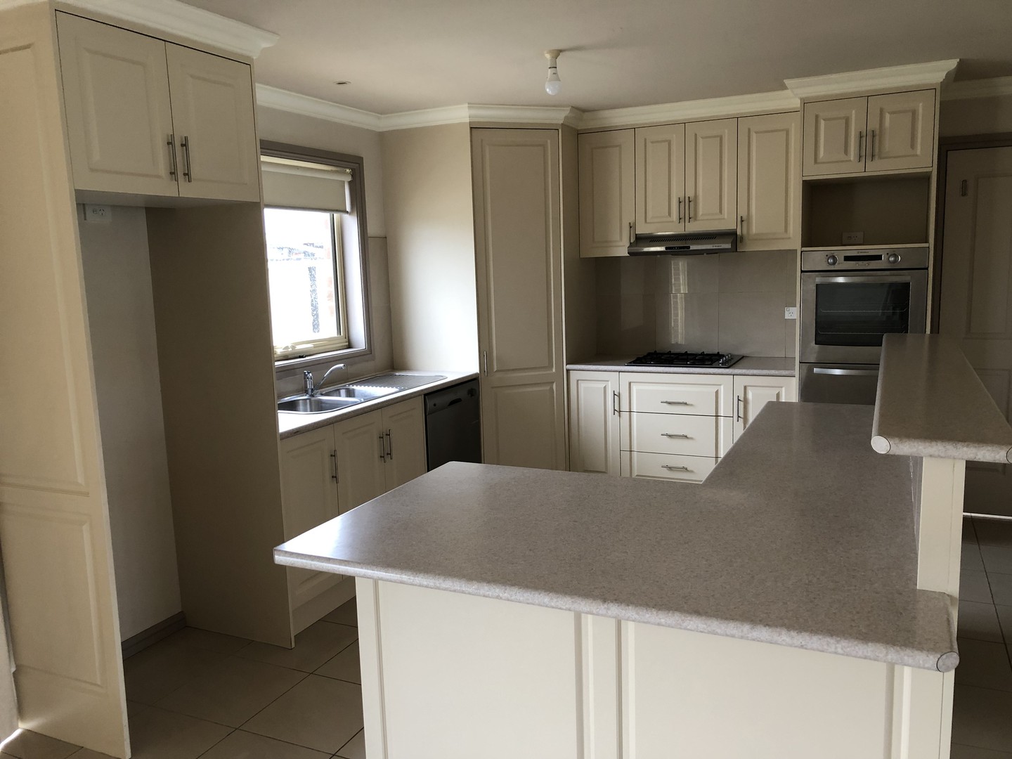 7 Reserve Road, Grovedale, VIC 3216, Grovedale - Thumbnail 2