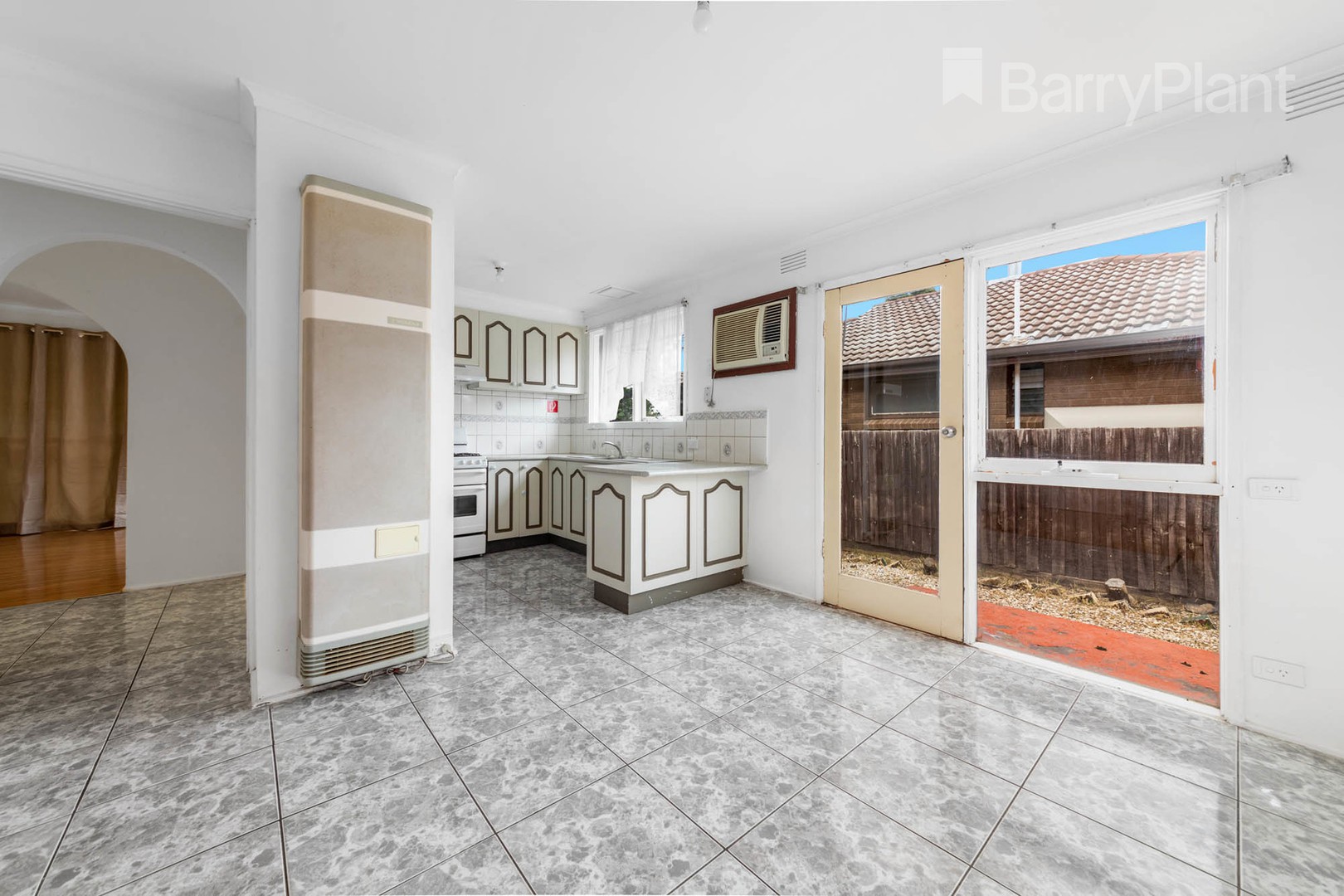 7 Revell Crescent, St Albans, VIC 3021, St Albans - Thumbnail 6