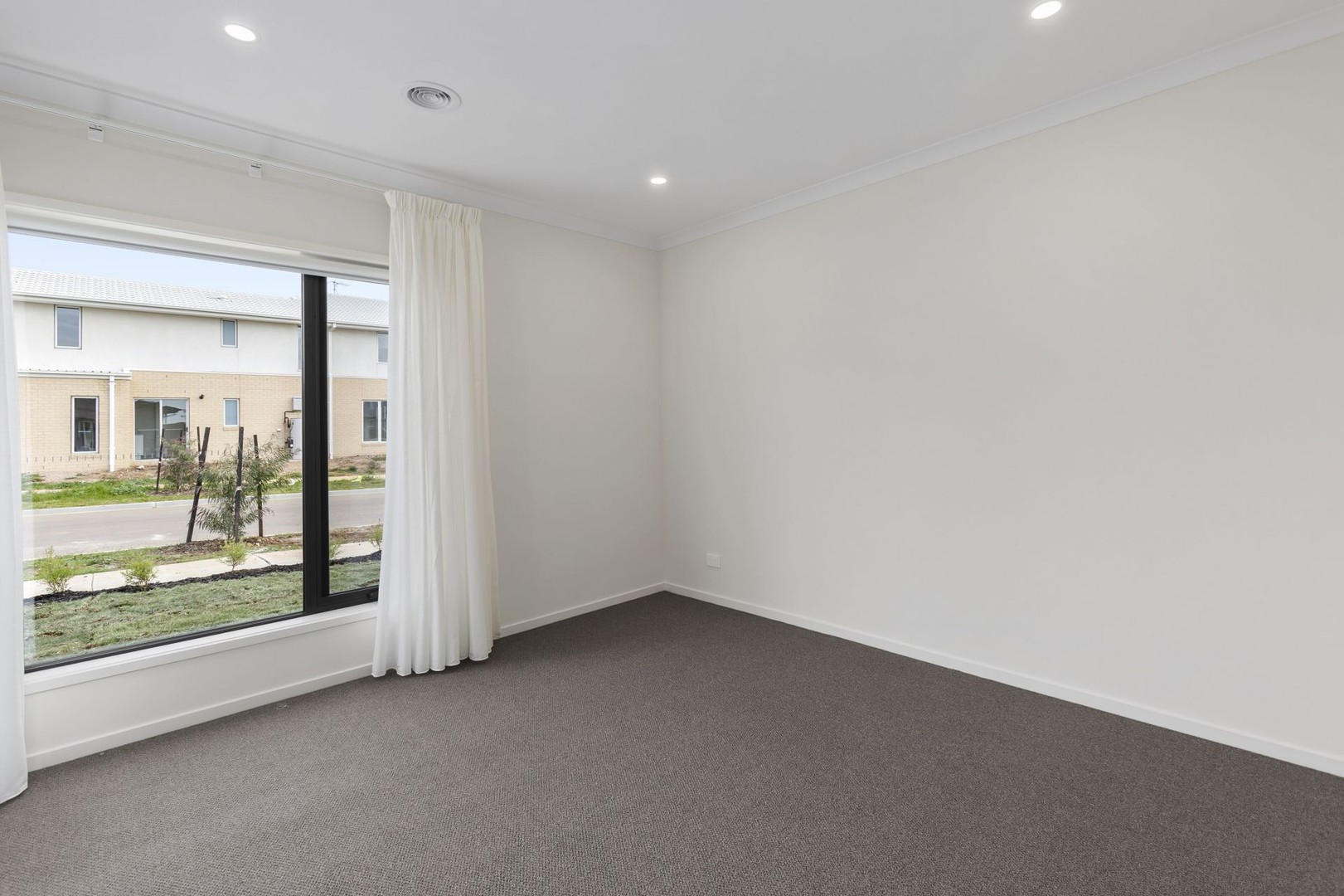 7 Robe Dr, Mount Duneed, VIC 3217 - Thumbnail 2 - 18/03/2025