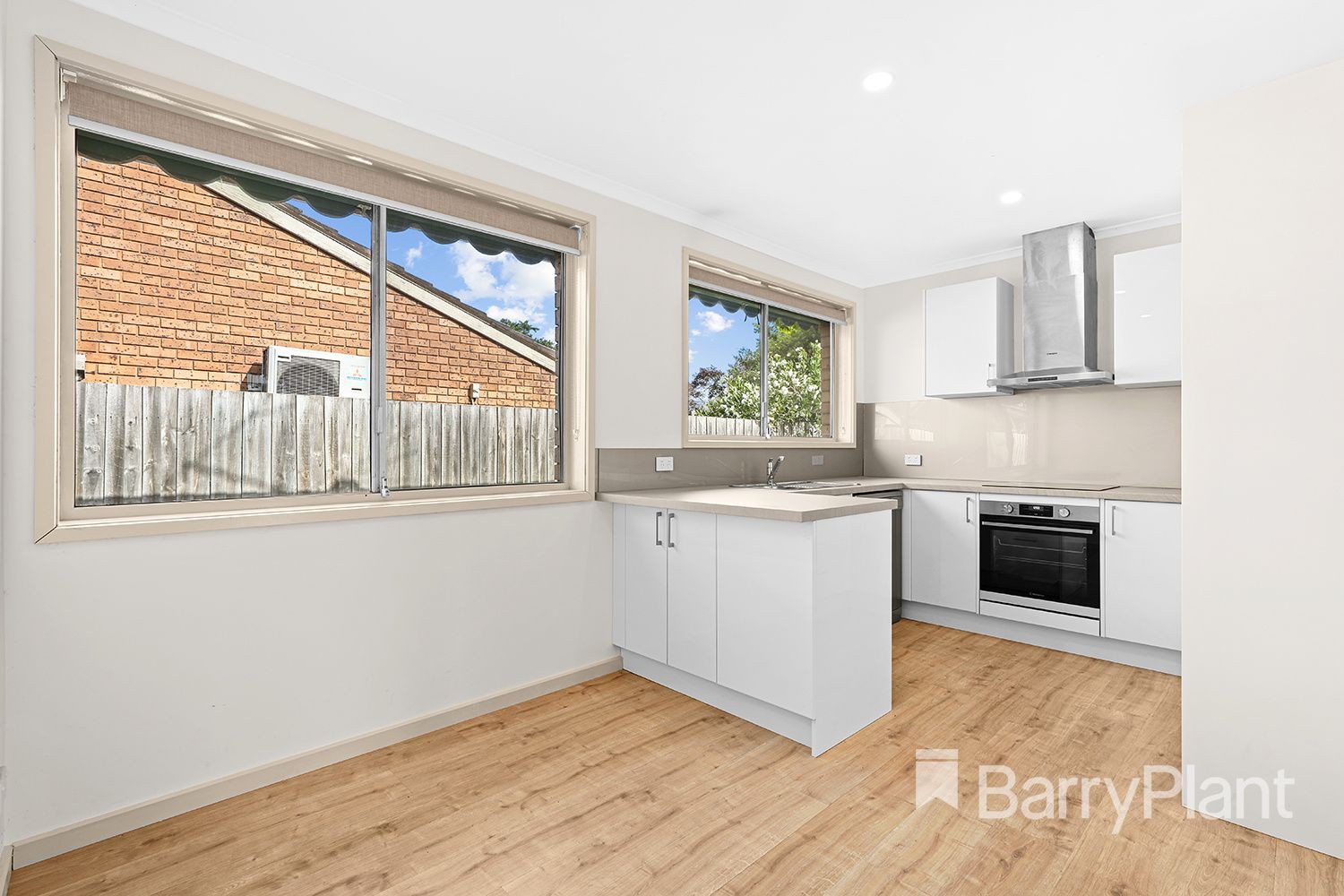 7 Roberts Street, Frankston, VIC 3199, Frankston - Thumbnail 2