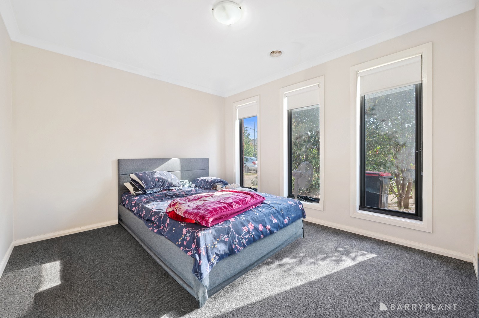 7 Robinson Drive, Weir Views, VIC 3338 - Thumbnail 2 - 18/05/2026