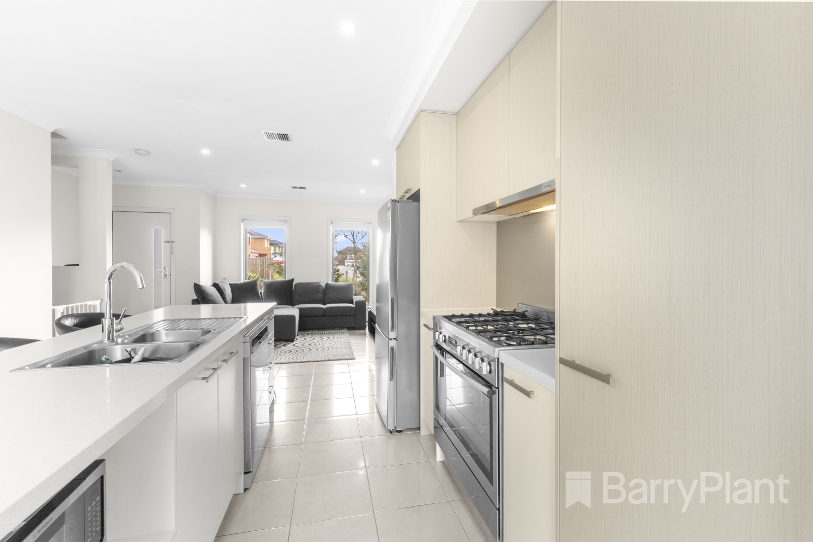 7 Rosette Crescent, Keysborough, VIC 3173, Keysborough - Thumbnail 3