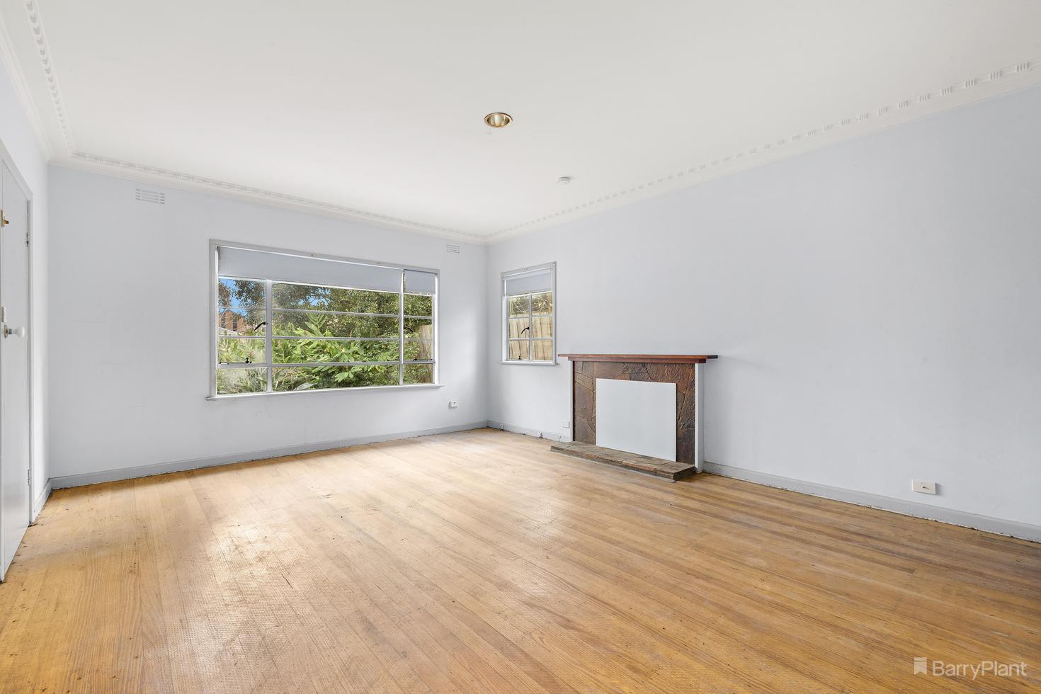 7 Ross Street, Mitcham, VIC 3132, Mitcham - Thumbnail 3