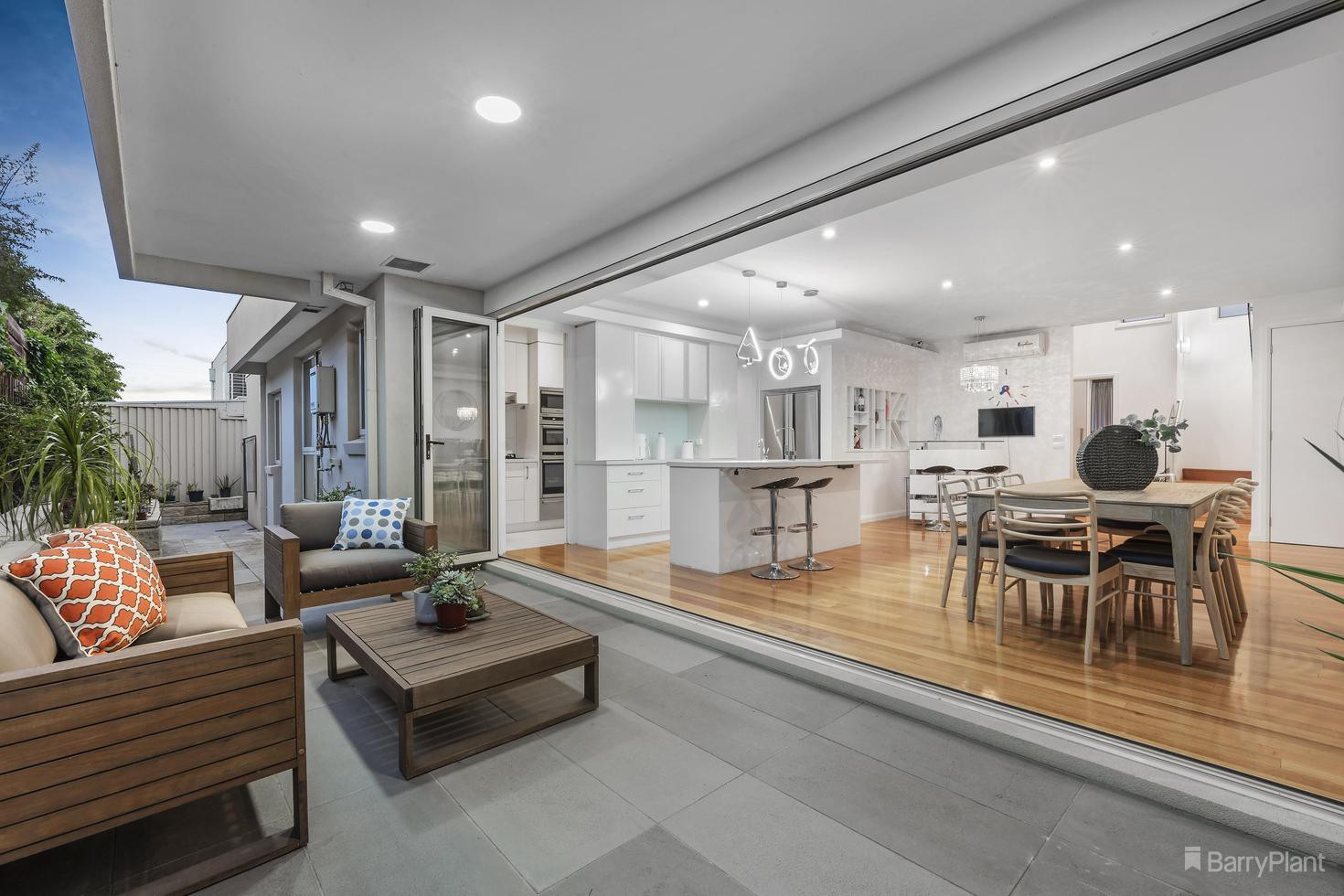 7 Ruffey Lake Court, Doncaster, VIC 3108, Doncaster - Thumbnail 5