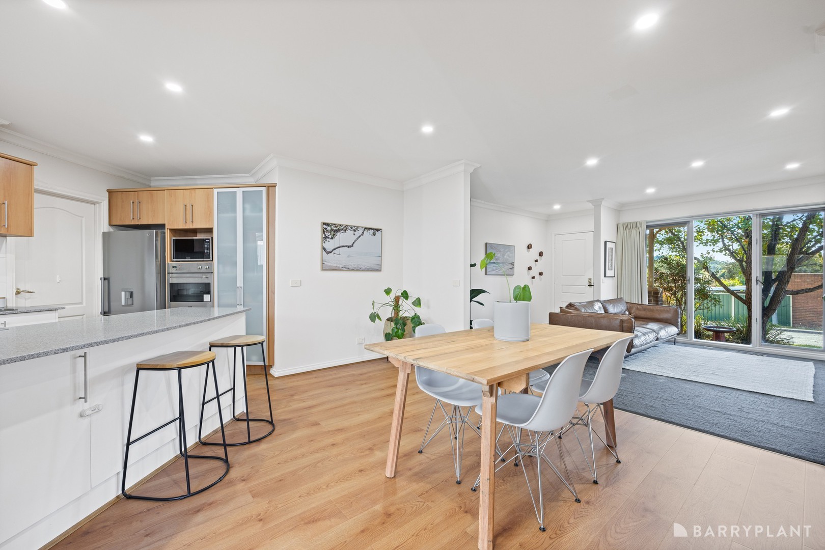 7 Samuel Street, Ringwood, VIC 3134 - Thumbnail 2 - 07/05/2025