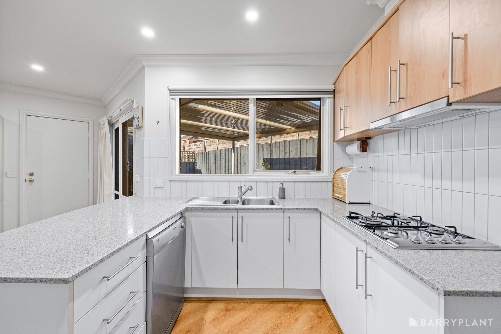 7 Samuel Street, Ringwood, VIC 3134, Ringwood - Thumbnail 4