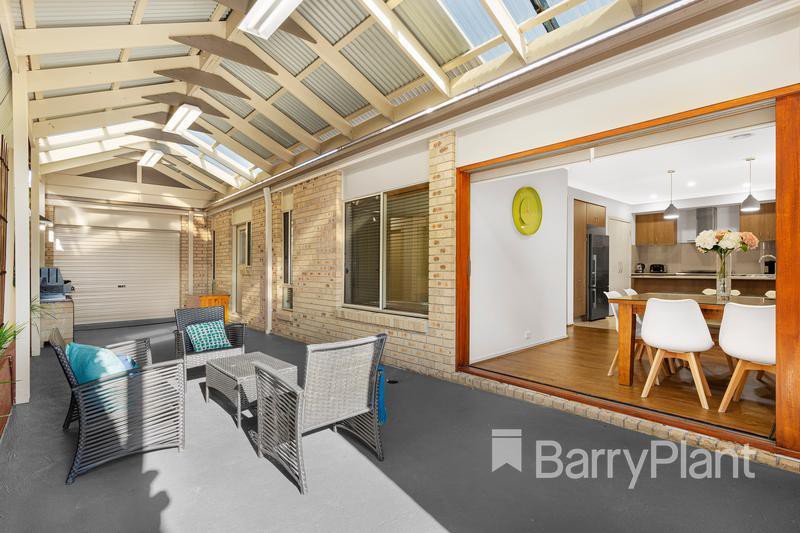 7 Sasha Place, South Morang, VIC 3752, South Morang - Thumbnail 7