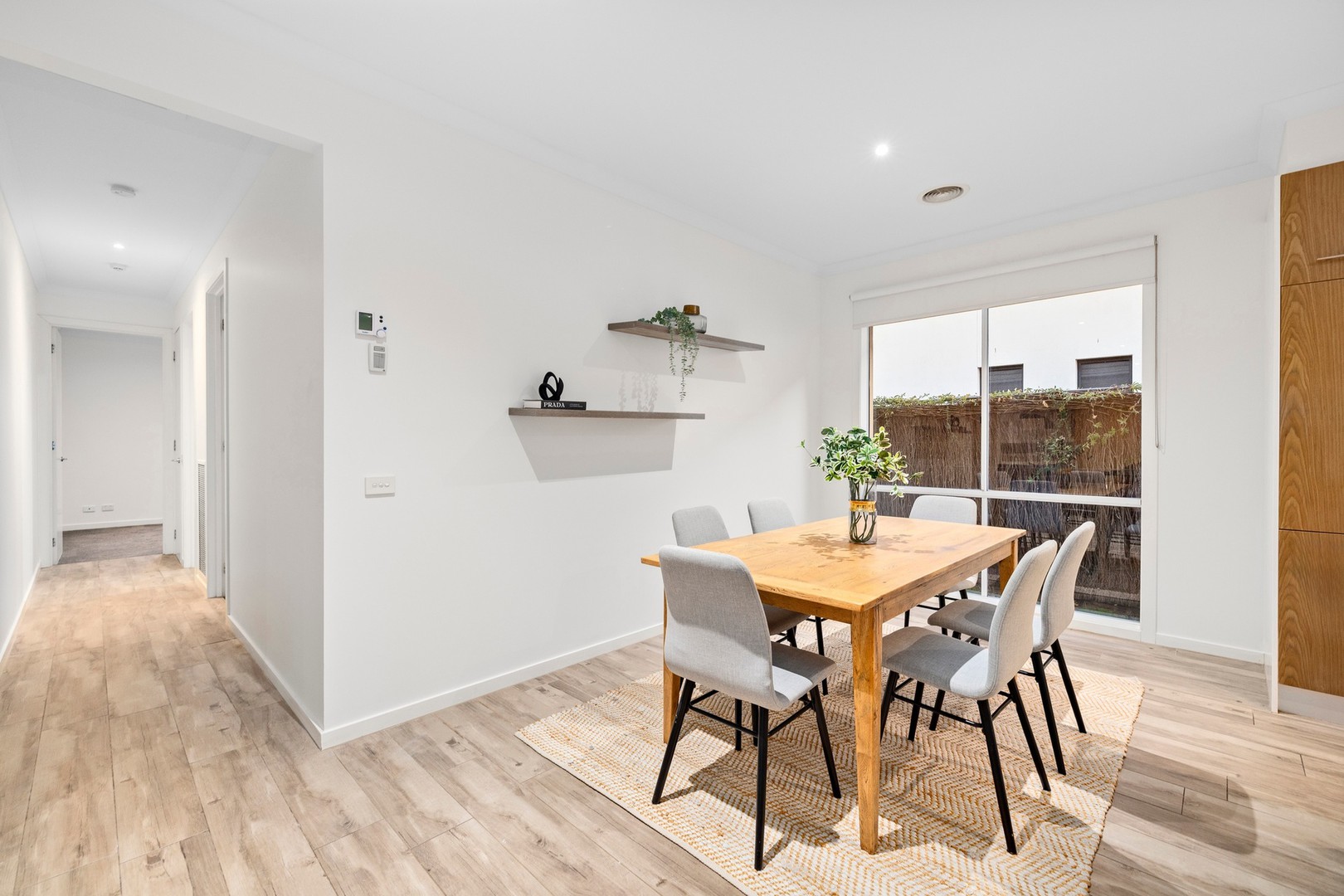 7 Signature Boulevard, Sanctuary Lakes, VIC 3030, Point Cook - Thumbnail 8