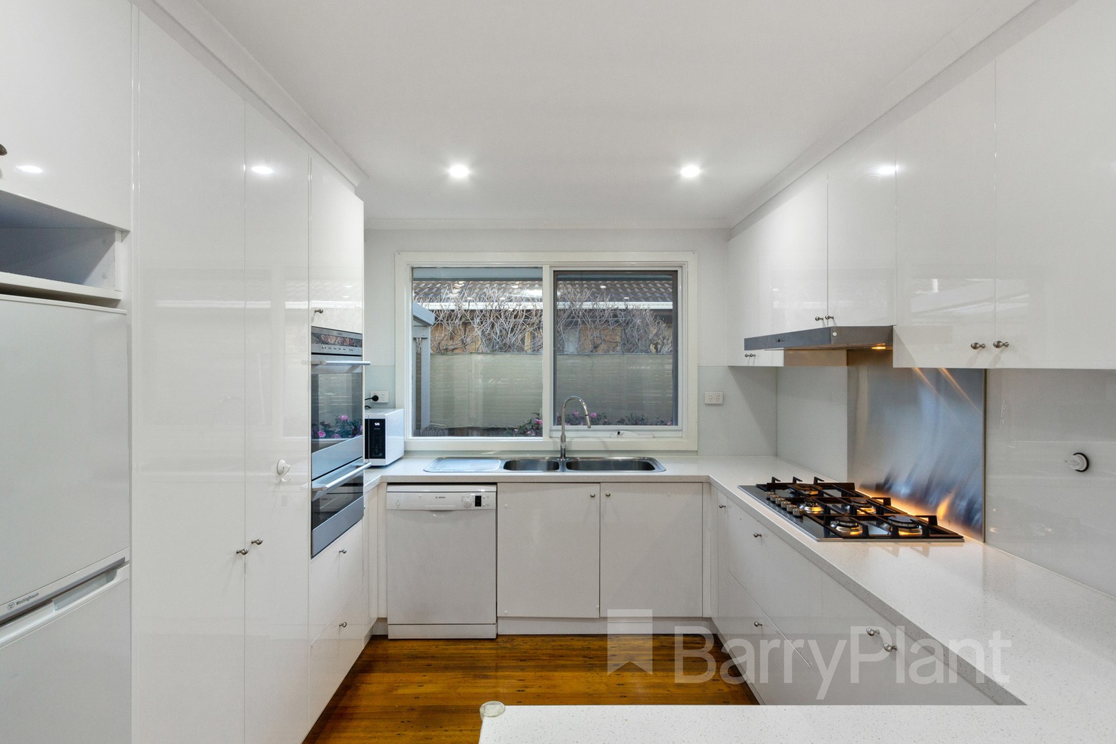 7 Smithfield Square, Wantirna, VIC 3152, Wantirna - Thumbnail 3