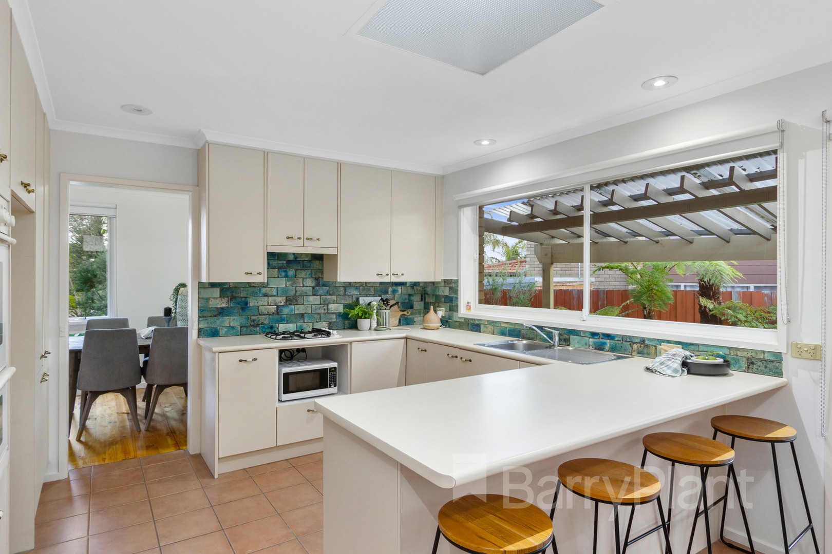7 Snowden Place, Wantirna South, VIC 3152, Wantirna South - Thumbnail 3