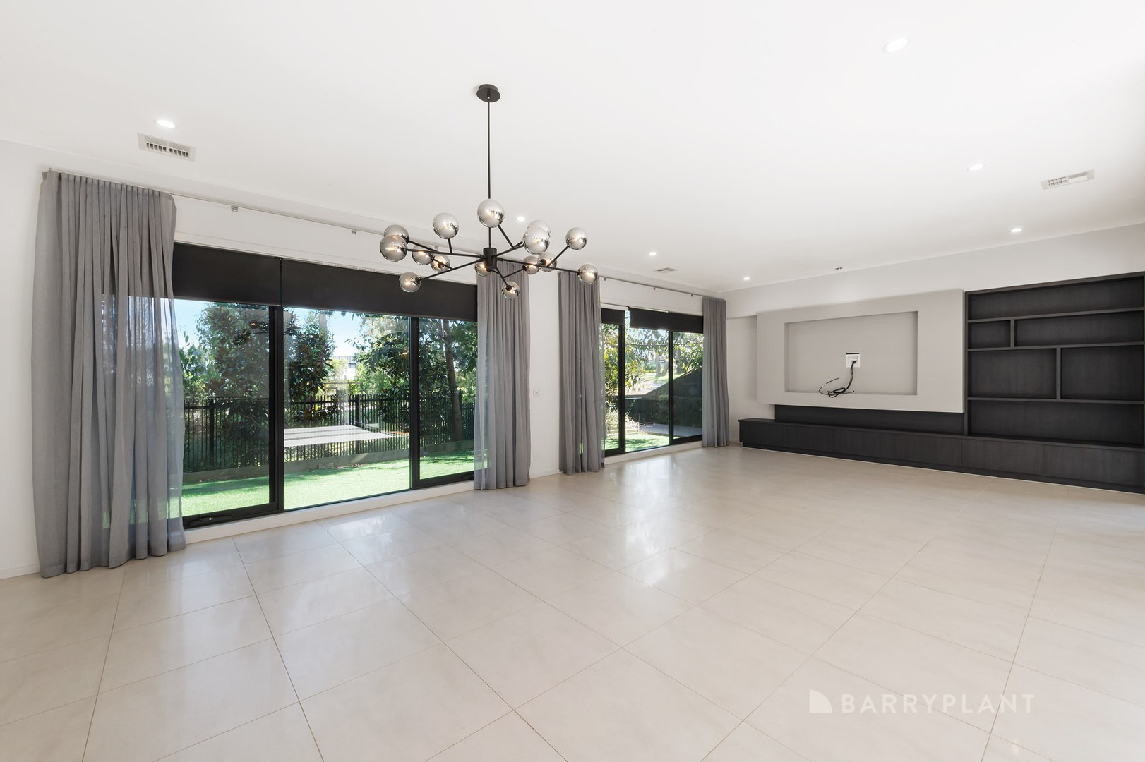 7 Stallion Avenue, Doncaster, VIC 3108 - Thumbnail 2 - 09/02/2024