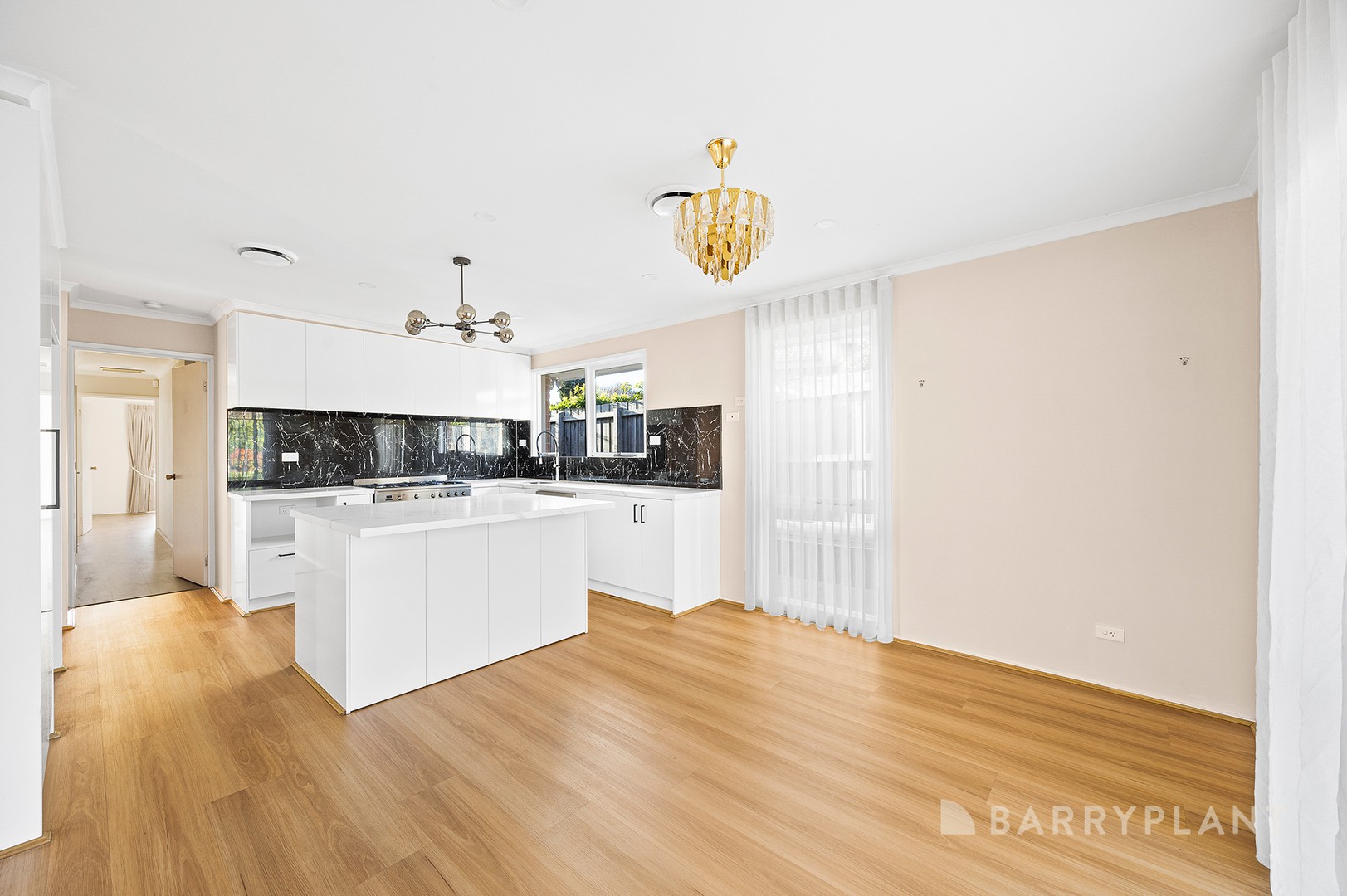 7 Sturrock Court, Berwick, VIC 3806 - Thumbnail 2 - 28/04/2025