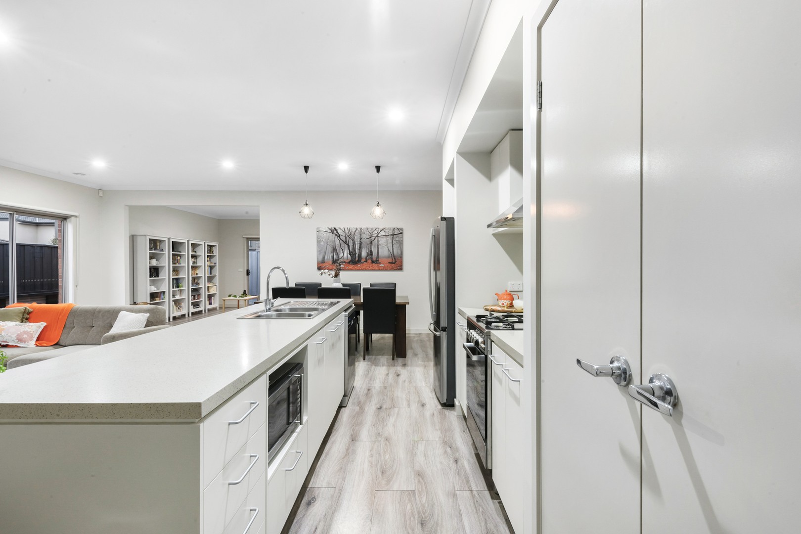 7 Sunningdale Drive, Hillside, VIC 3037, Hillside - Thumbnail 5
