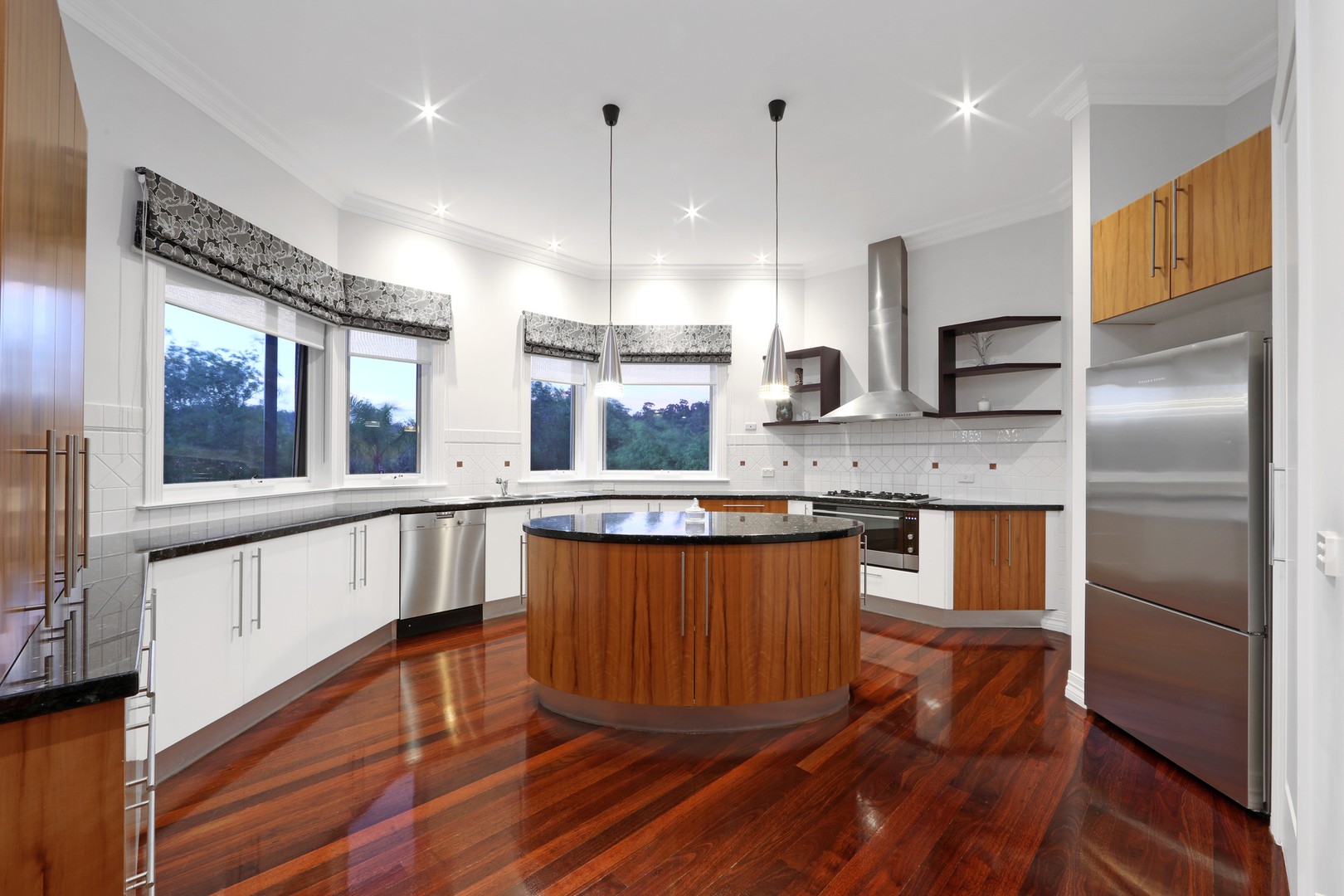 7 Sunnybank Close, Lysterfield South, VIC 3156, Lysterfield South - Thumbnail 4