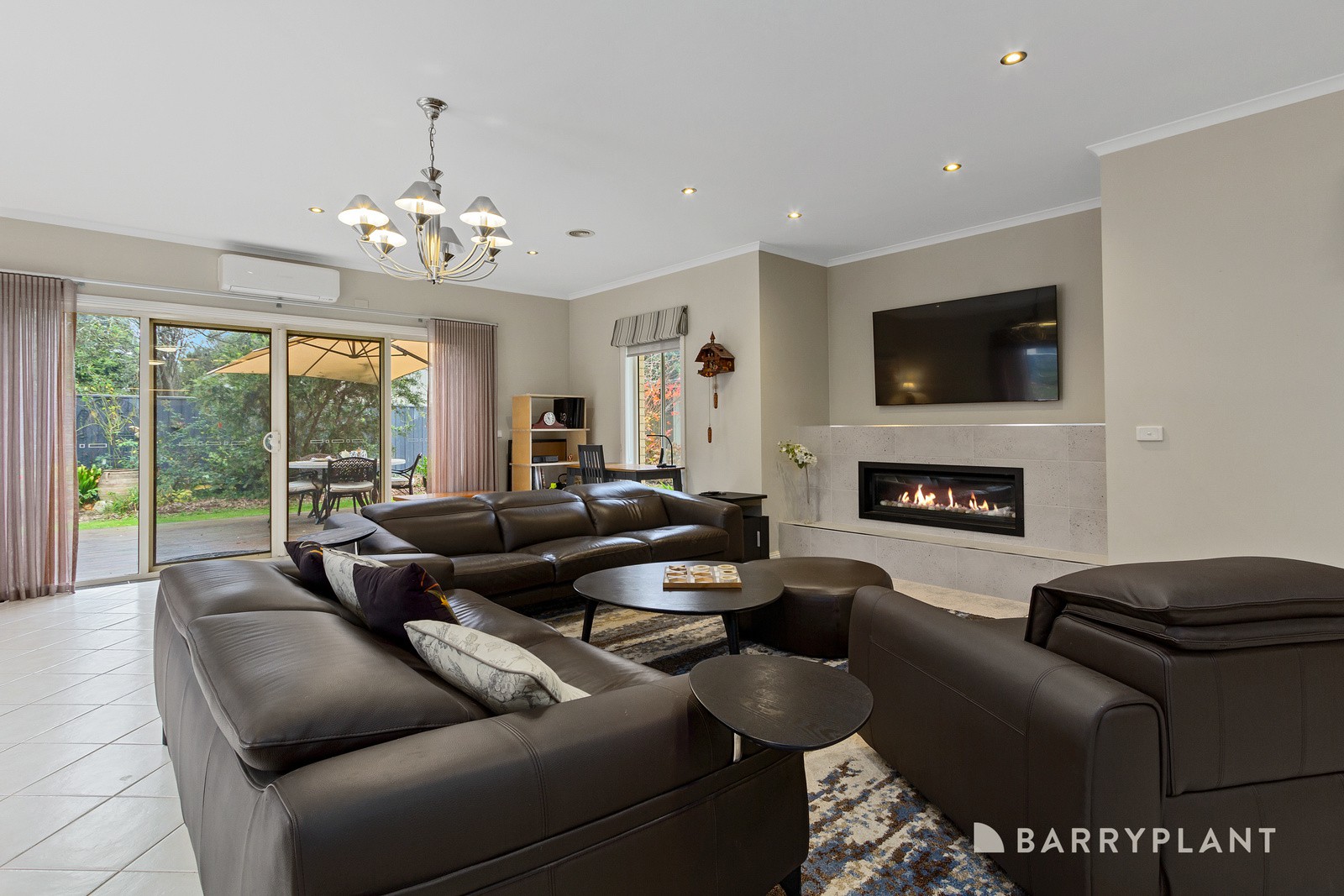 7 Sunset Drive, Kilsyth South, VIC 3137, Kilsyth South - Thumbnail 2
