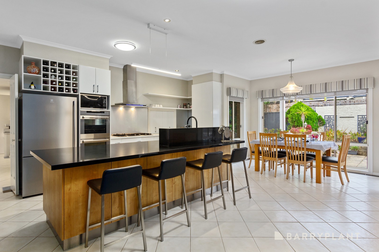 7 Sunset Drive, Kilsyth South, VIC 3137, Kilsyth South - Thumbnail 3
