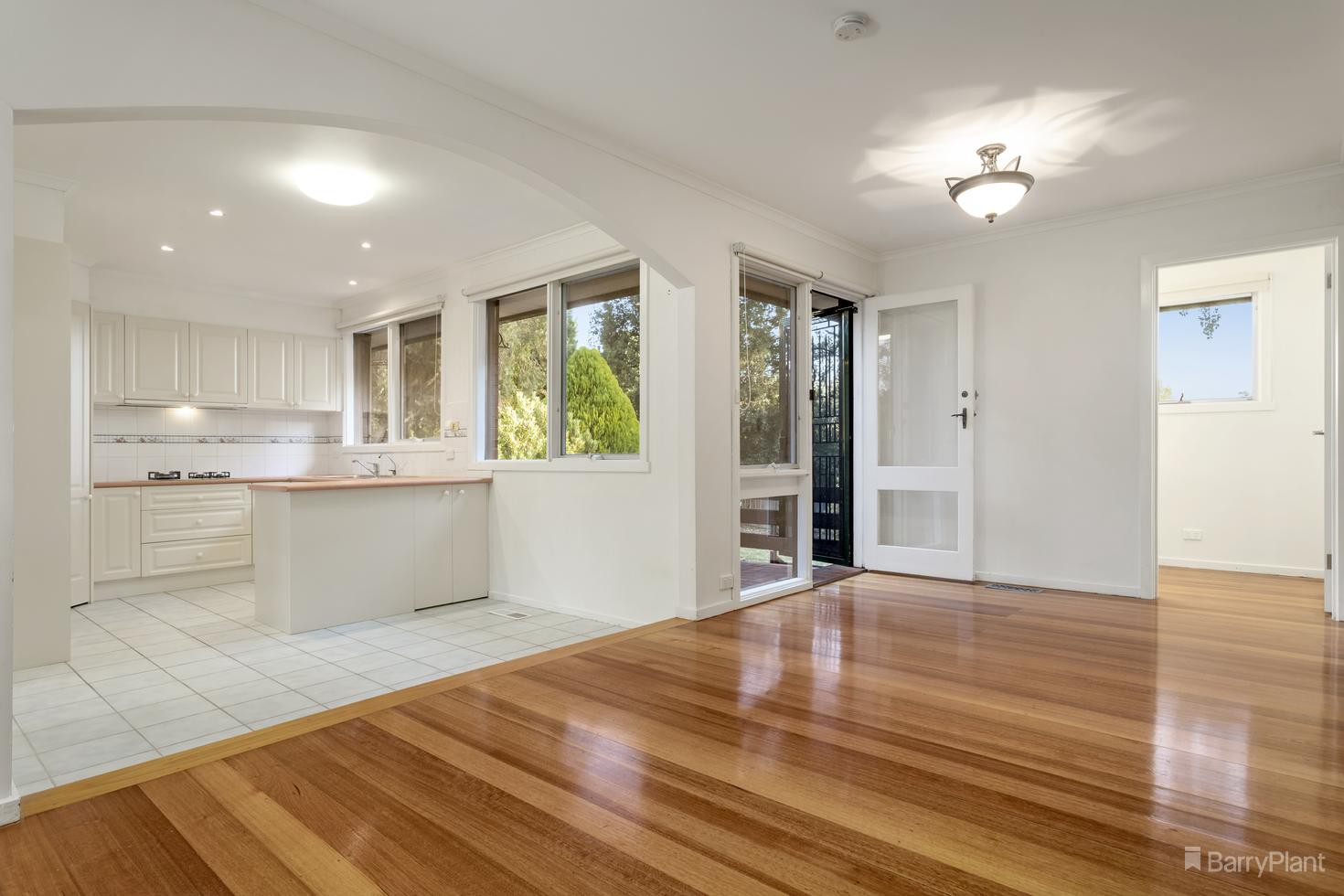 7 Teak Court, Doncaster, VIC 3108, Doncaster - Thumbnail 2