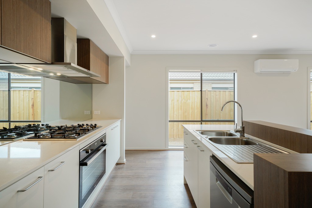 7 Telopea Street, Mount Duneed, VIC 3217 - Thumbnail 1 - 08/03/2022