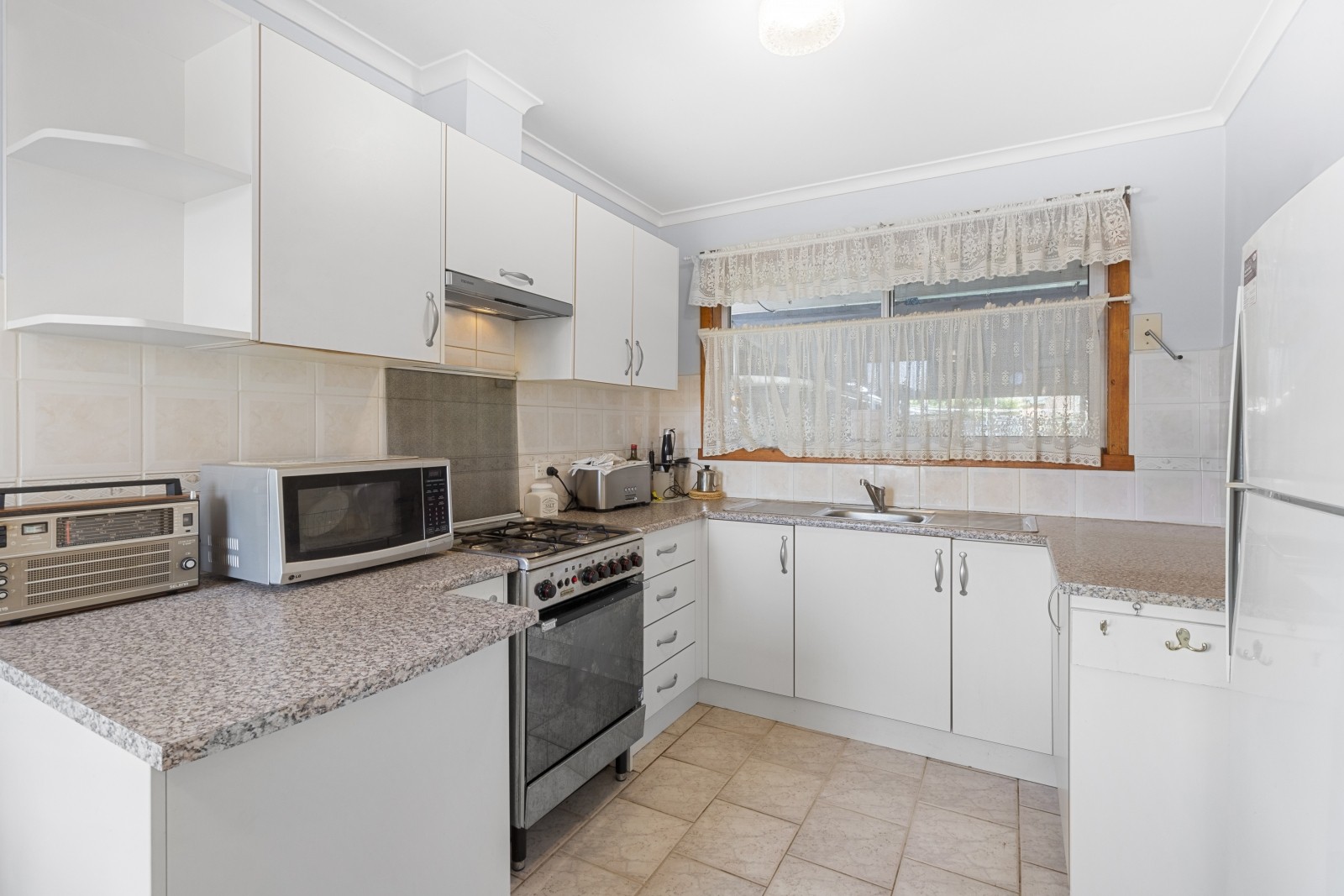 7 Thames Avenue, Springvale, VIC 3171, Springvale - Thumbnail 4