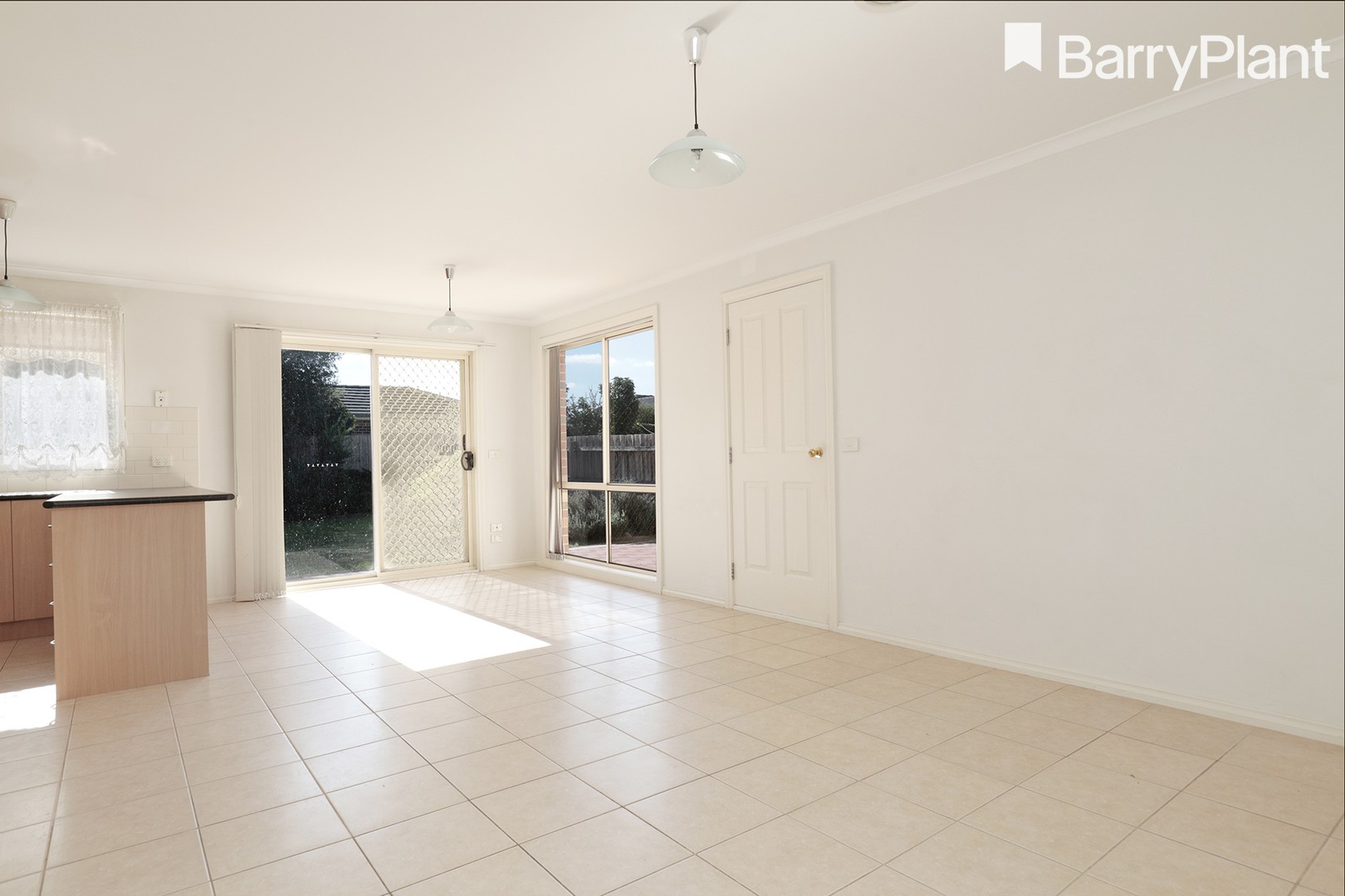 7 The Avenue, Point Cook, VIC 3030, Point Cook - Thumbnail 3