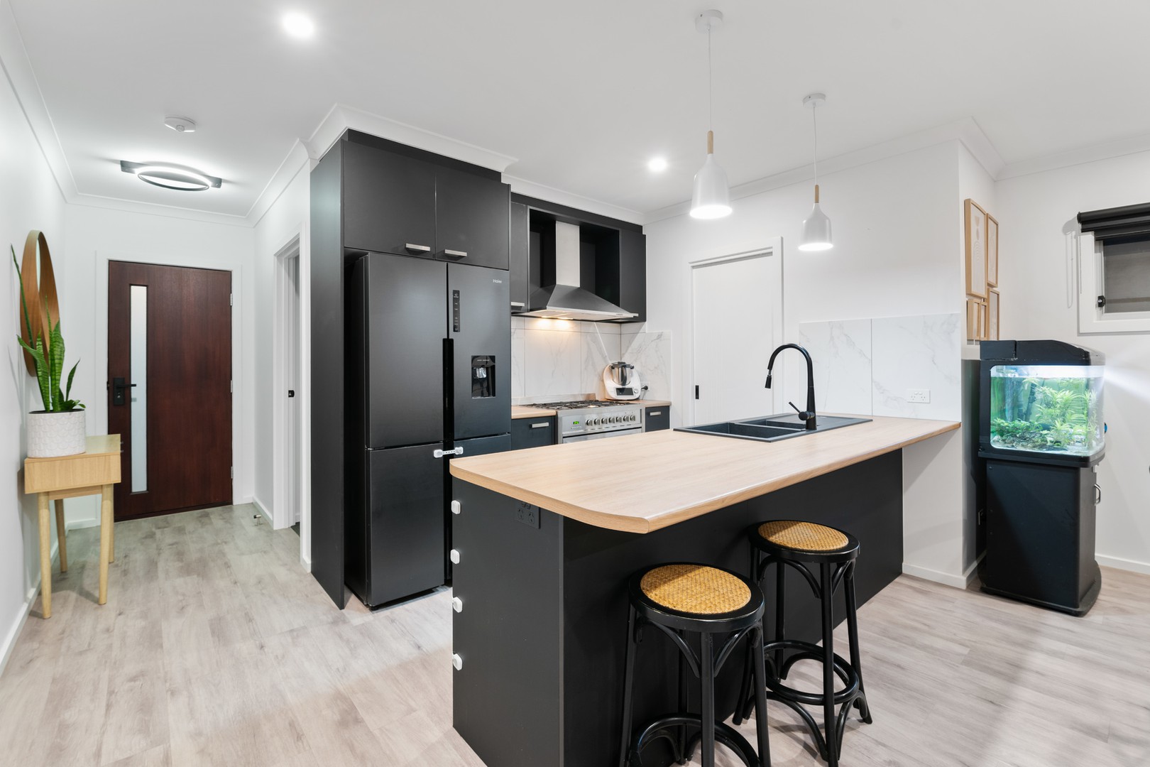 7 Thomas Street, Gol Gol, NSW 2738 - Thumbnail 2 - 06/02/2025