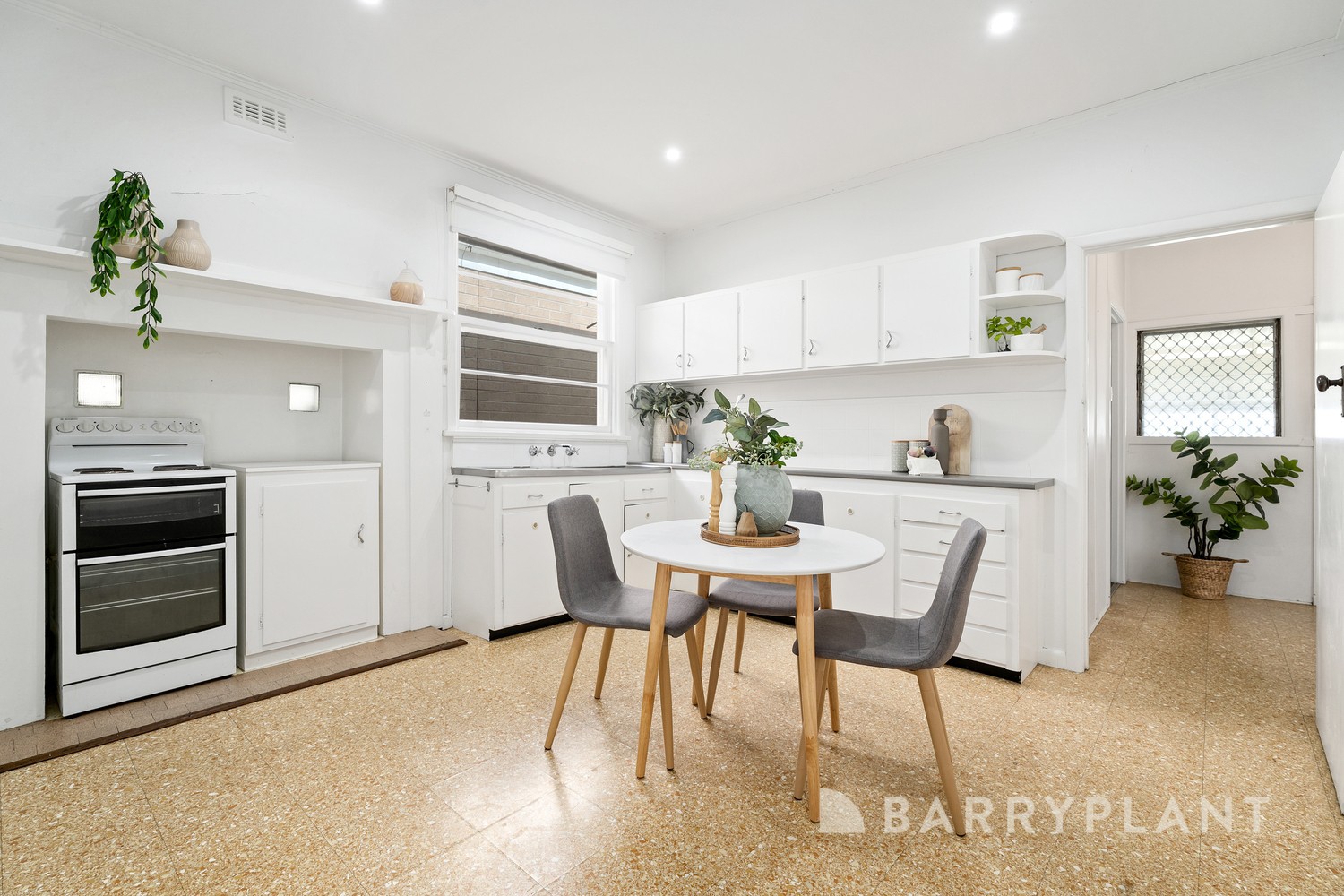 7 Thomson Street, Sunshine, VIC 3020, Sunshine - Thumbnail 4