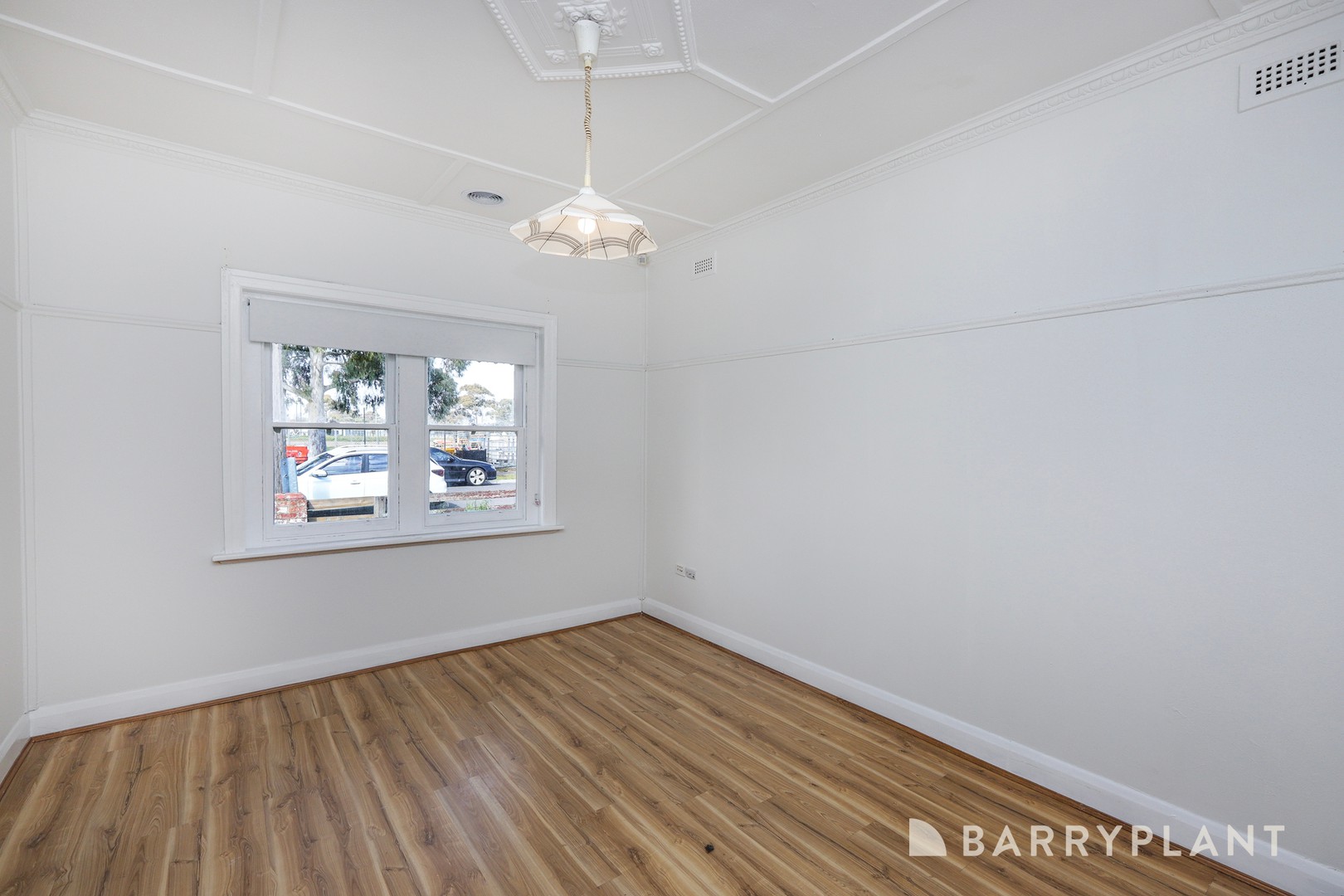 7 Thorpe Street, Sunshine, VIC 3020, Sunshine - Thumbnail 2